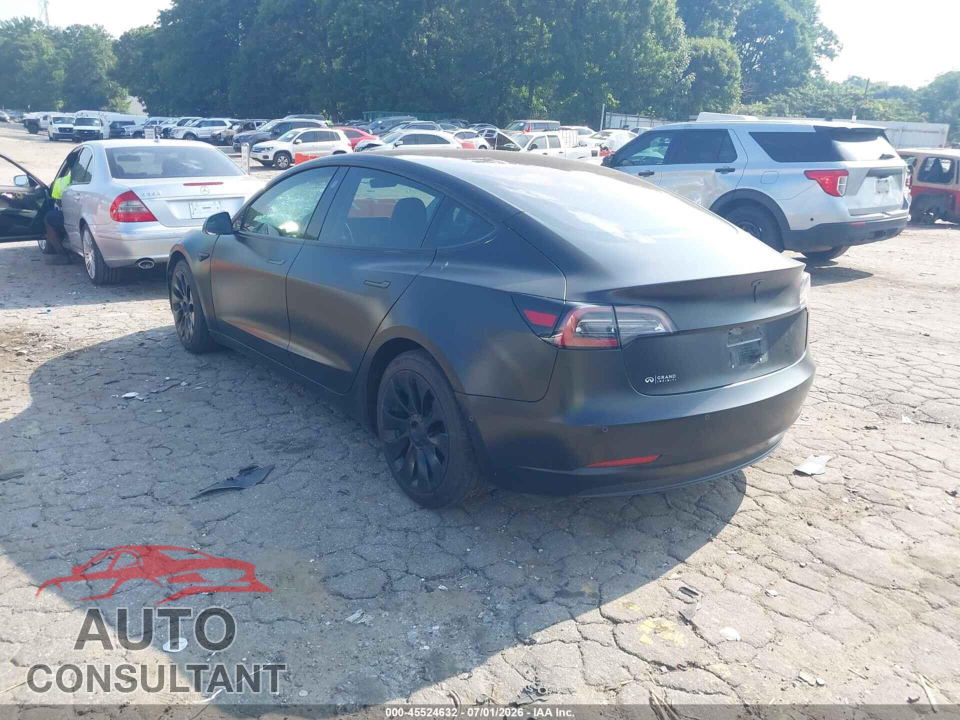 TESLA MODEL 3 2018 - 5YJ3E1EA3JF036175