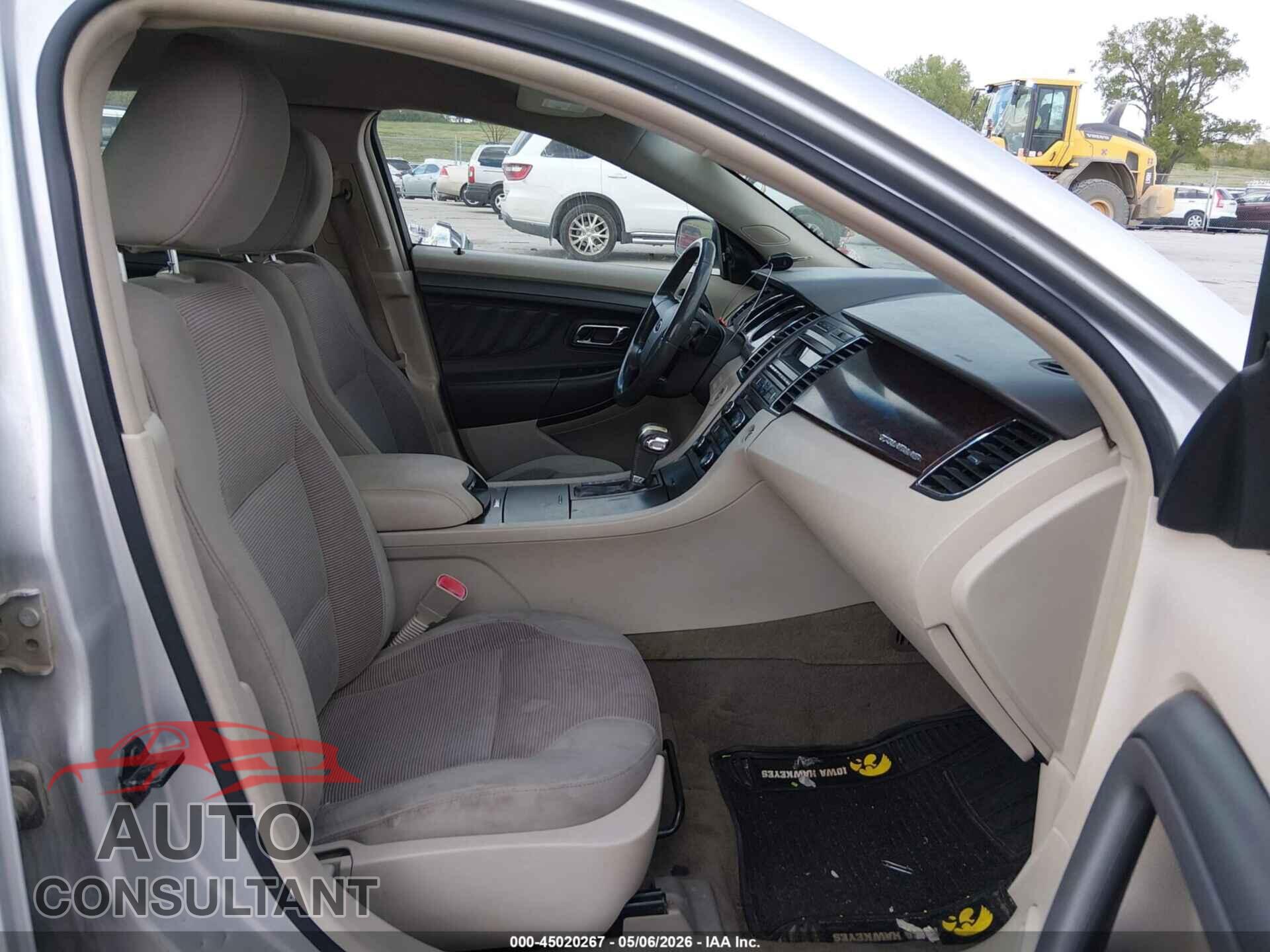 FORD TAURUS 2011 - 1FAHP2EW8BG130339