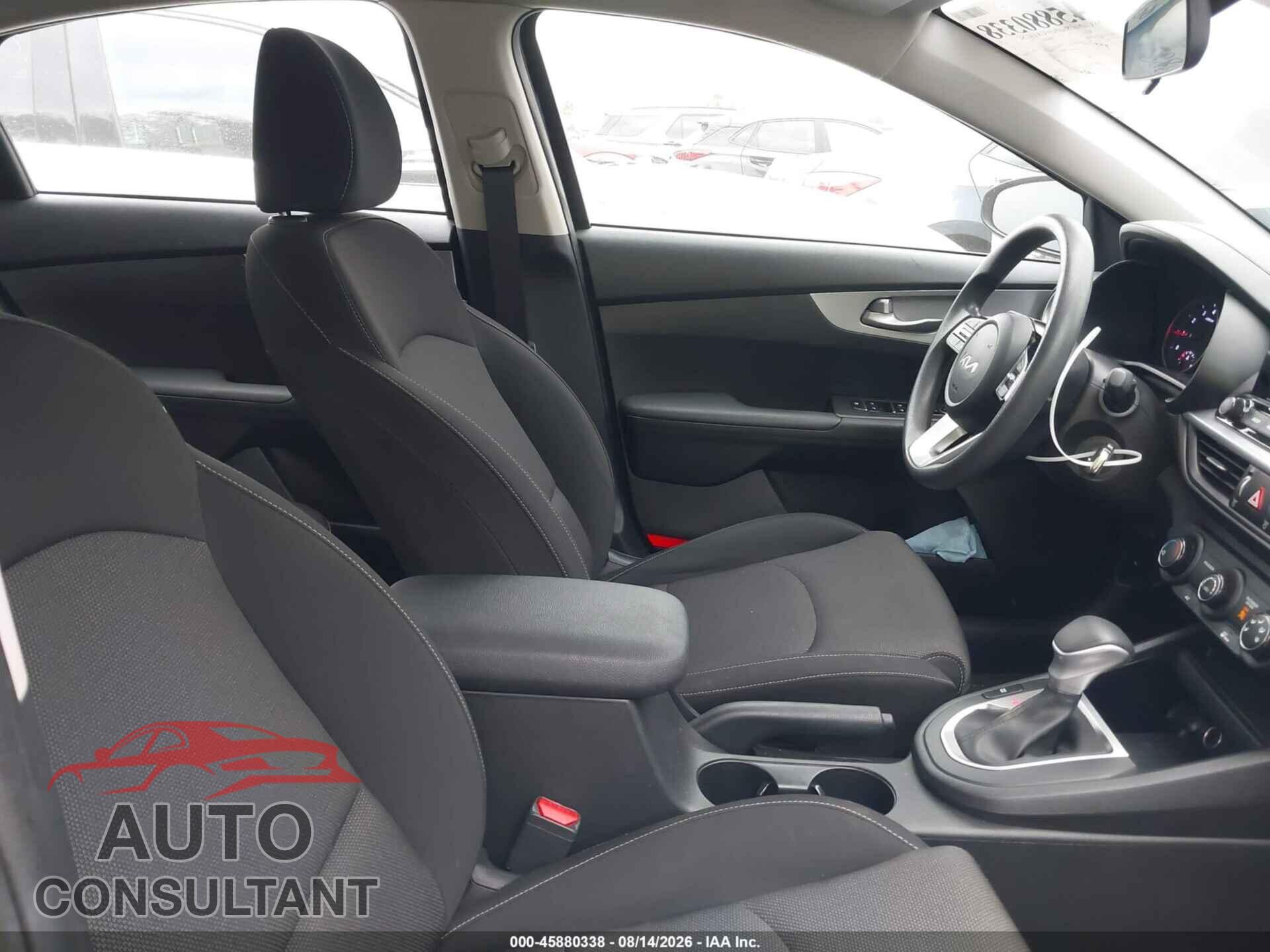 KIA FORTE 2023 - 3KPF24AD4PE672996