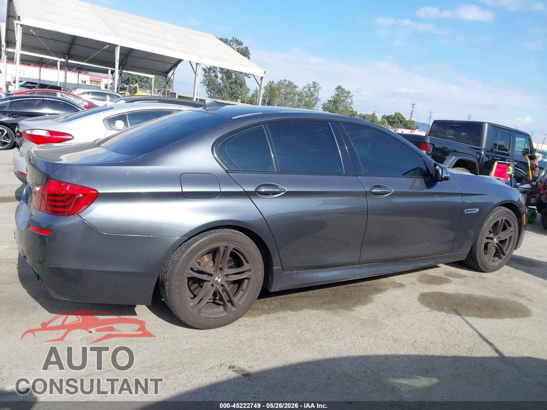 BMW 528I 2015 - WBA5A5C5XFD523077