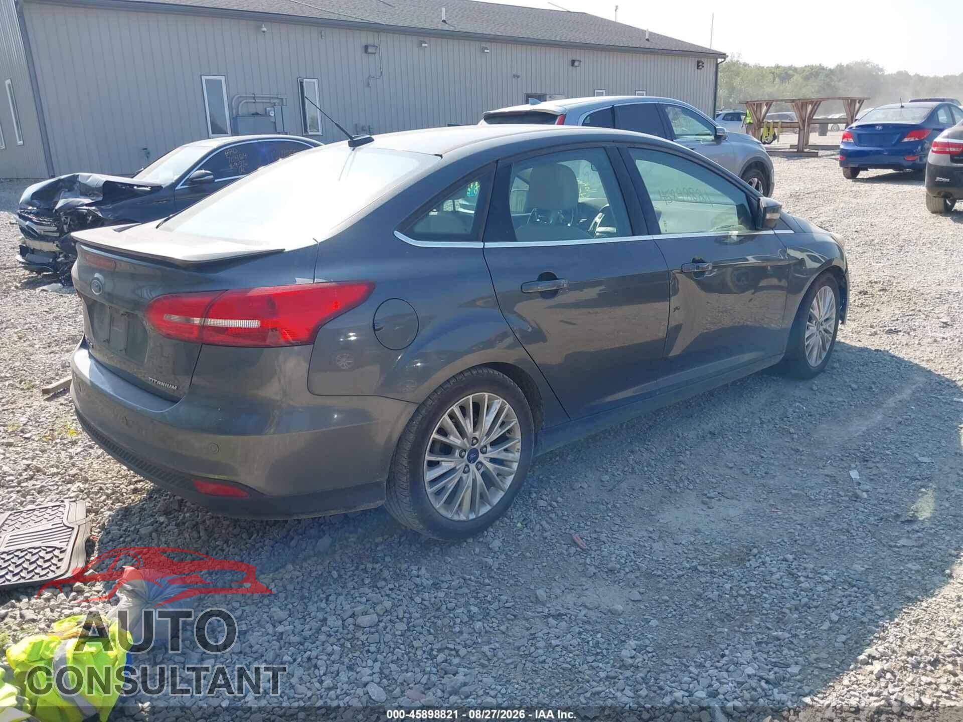 FORD FOCUS 2017 - 1FADP3J27HL267974