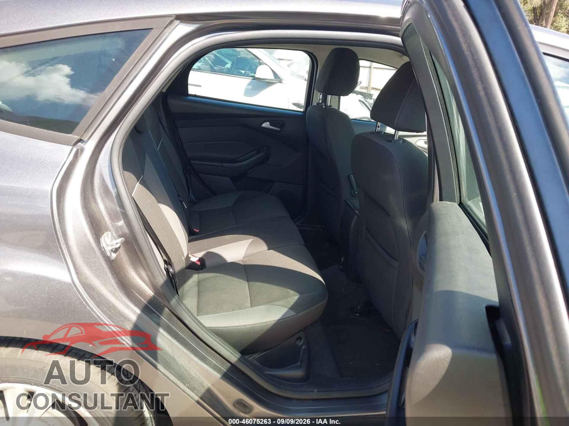 FORD FOCUS 2014 - 1FADP3K22EL283087