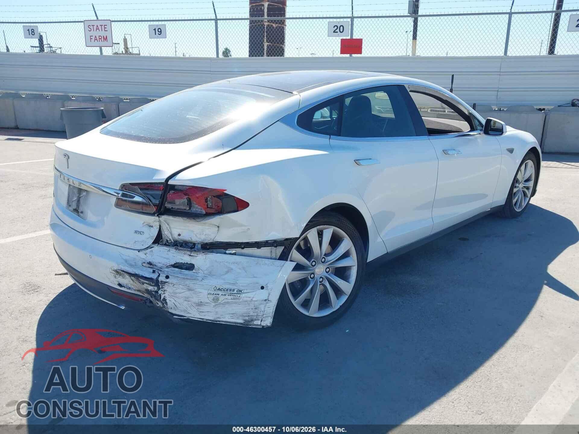 TESLA MODEL S 2015 - 5YJSA1E14FF112288