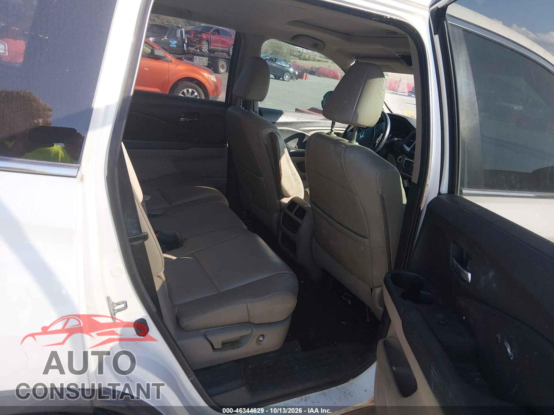 HONDA PILOT 2017 - 5FNYF5H73HB033720