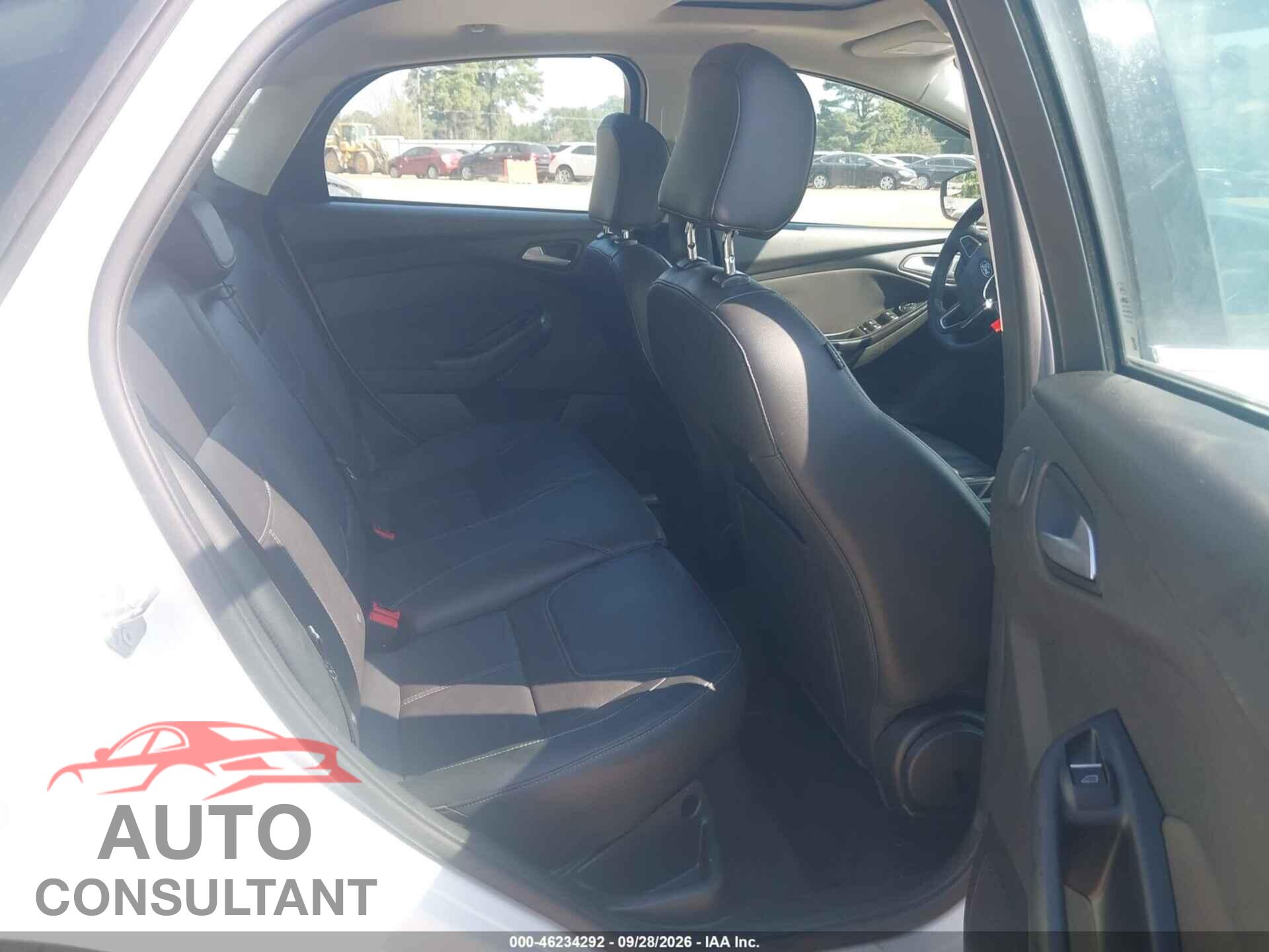 FORD FOCUS 2017 - 1FADP3J27HL318793