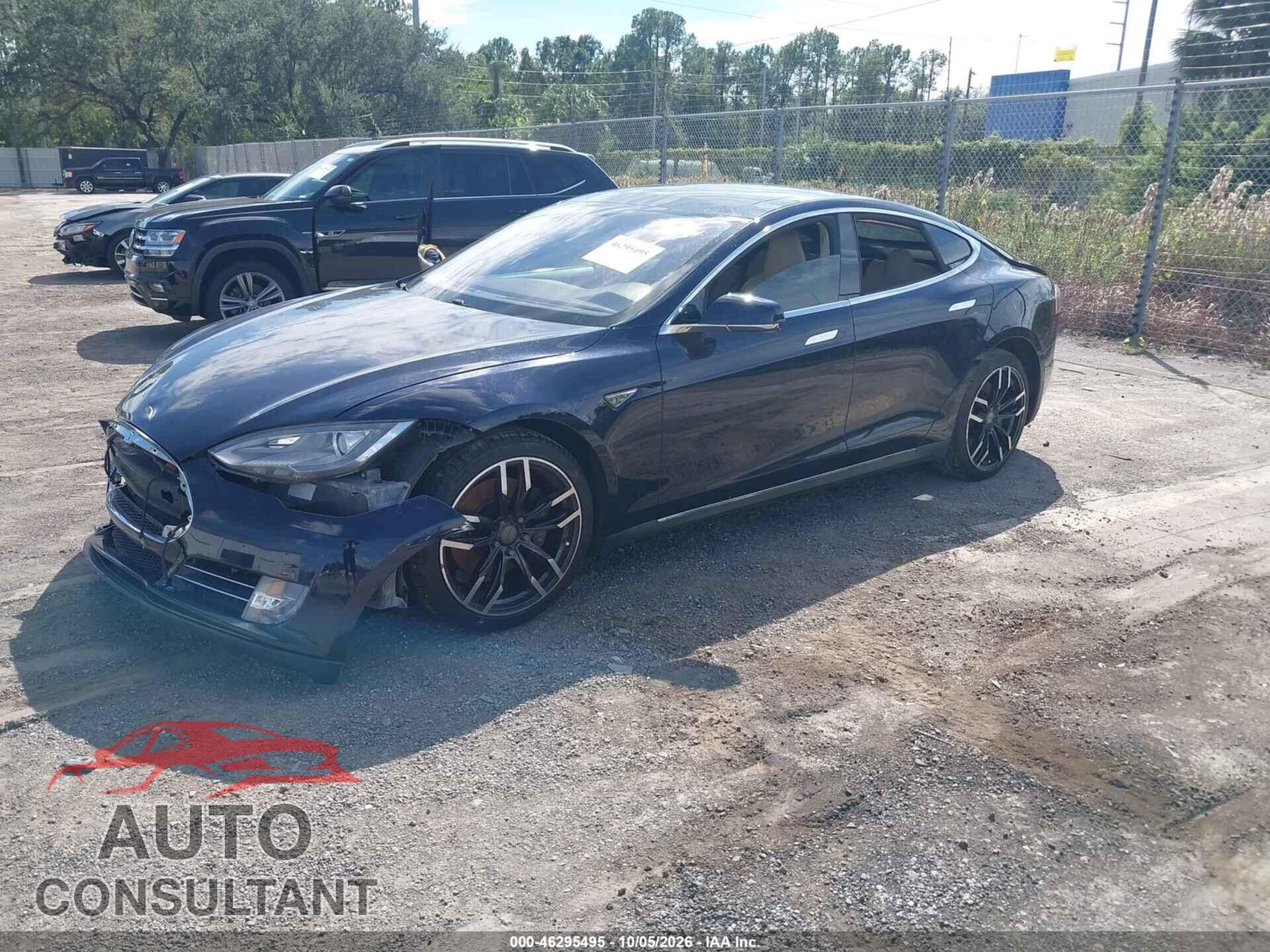 TESLA MODEL S 2014 - 5YJSA1H16EFP35311