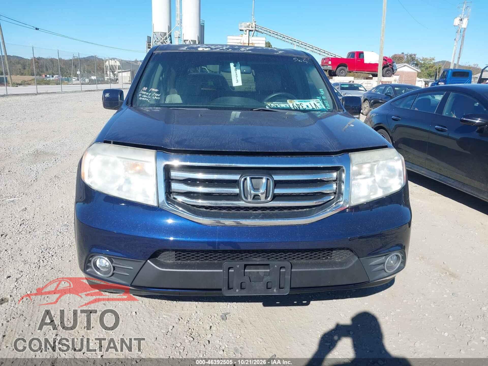 HONDA PILOT 2013 - 5FNYF4H56DB060008
