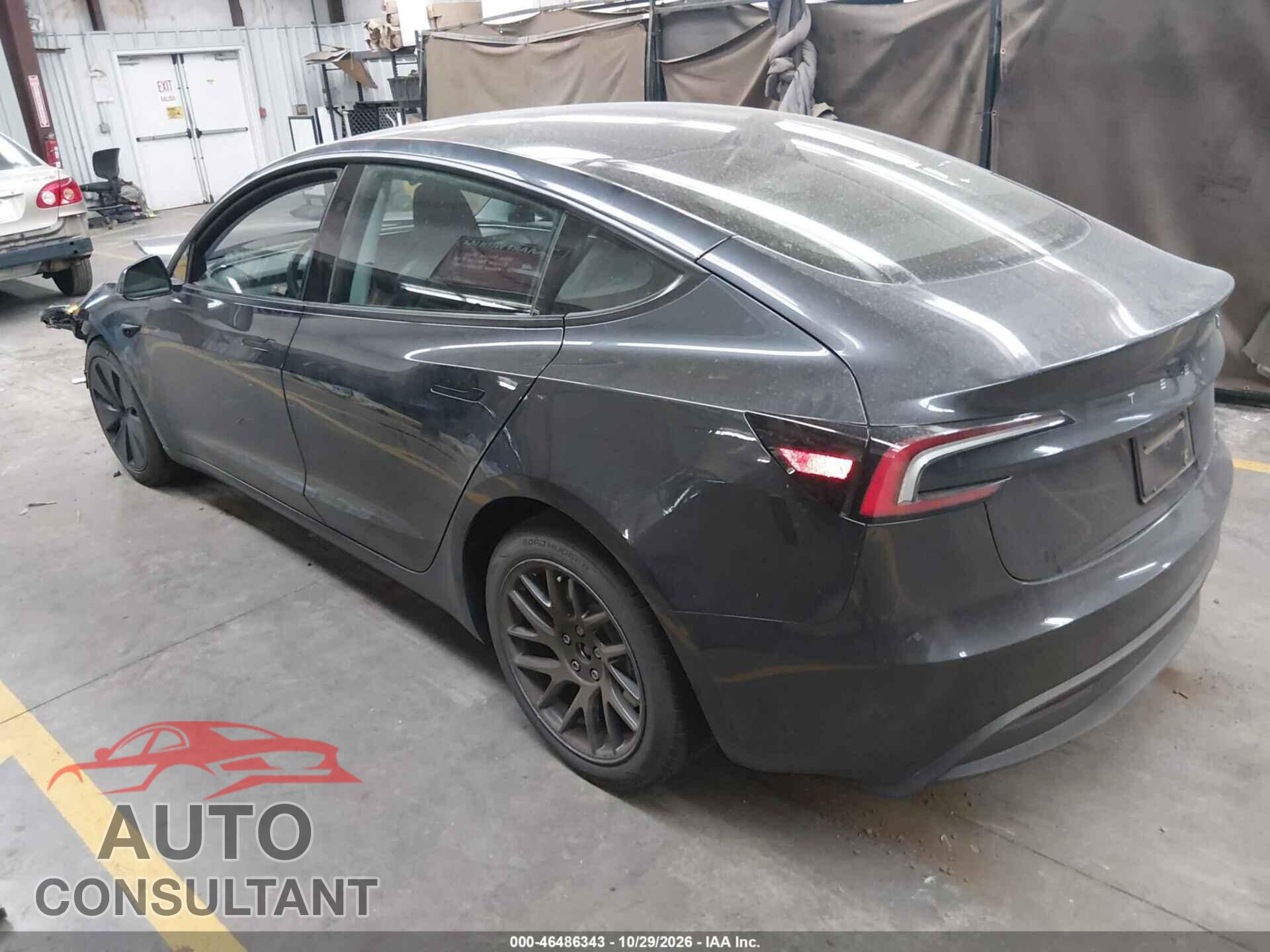 TESLA MODEL 3 2025 - 5YJ3E1EA4SF942238
