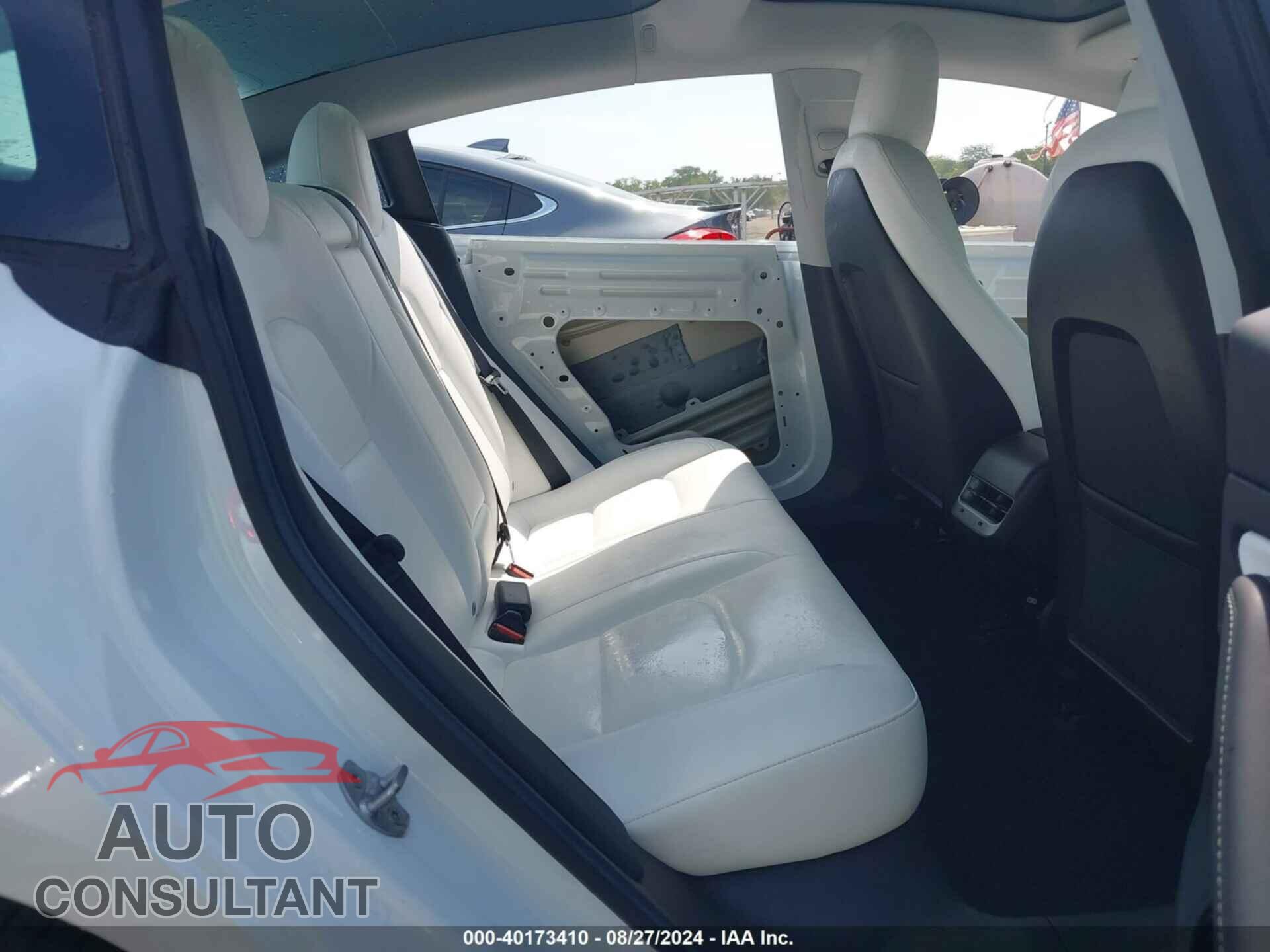 TESLA MODEL 3 2019 - 5YJ3E1EA7KF407601