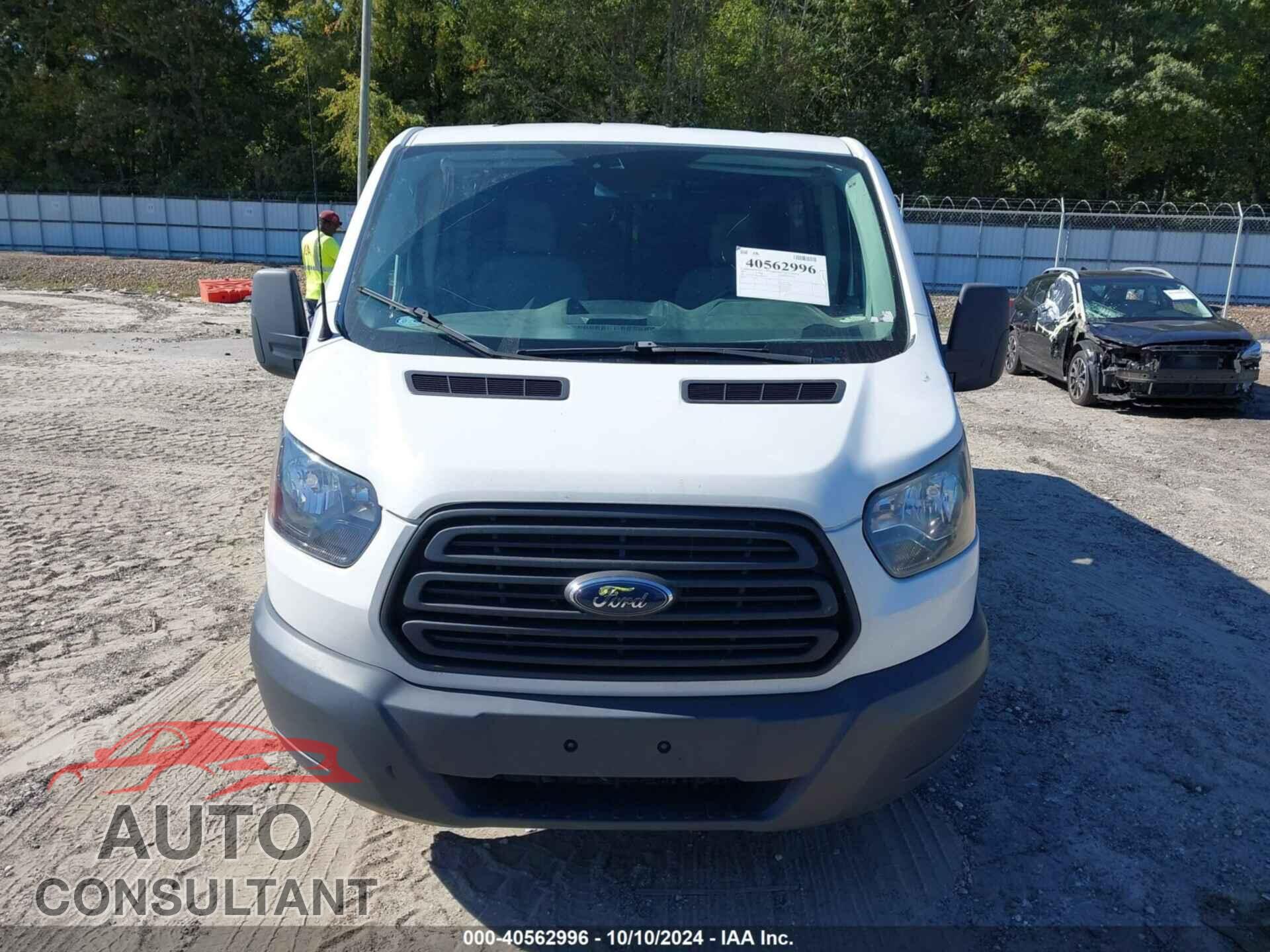 FORD TRANSIT-250 2017 - 1FTYR2YM4HKB54917
