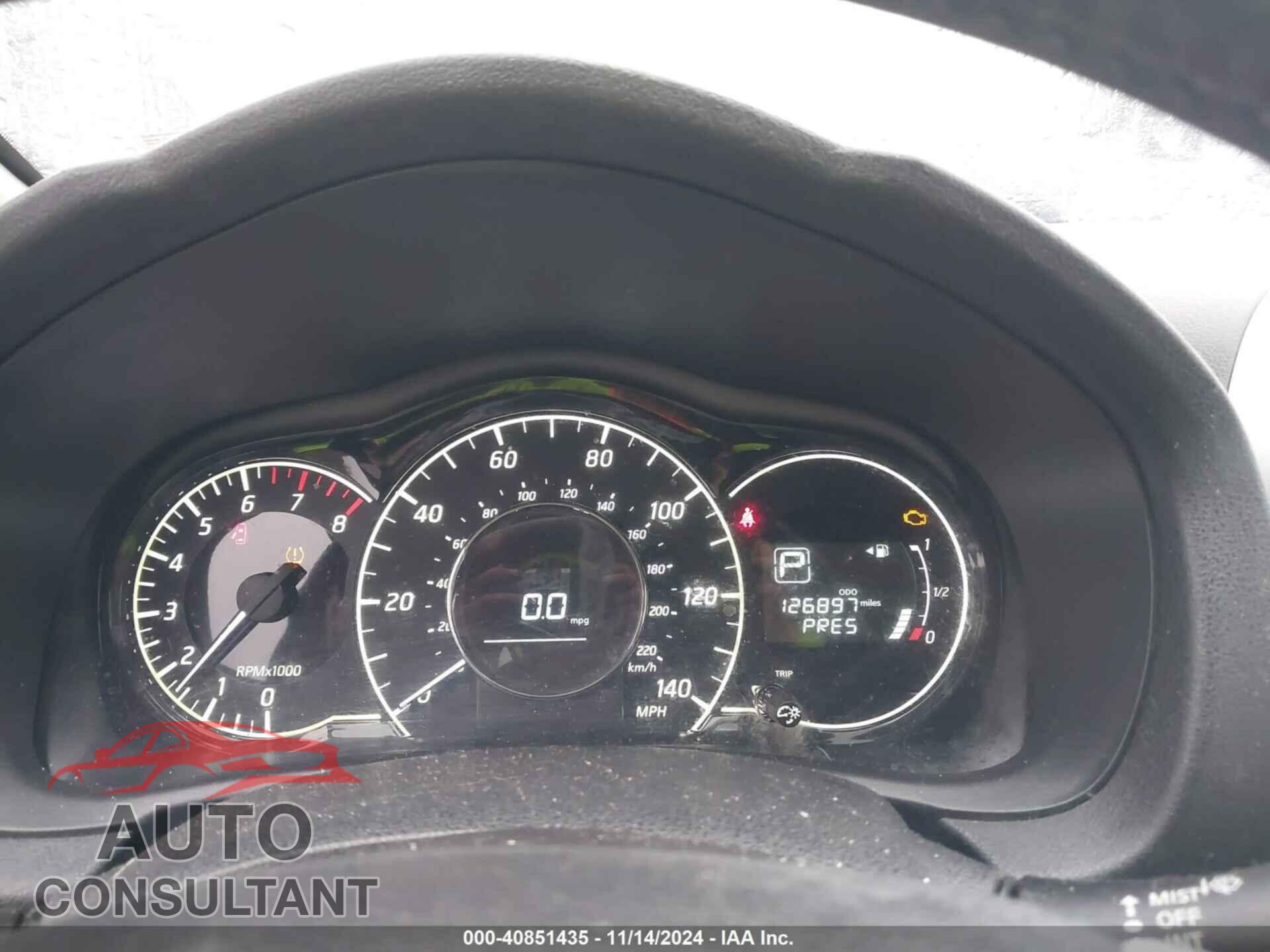 NISSAN VERSA NOTE 2017 - 3N1CE2CP5HL367982