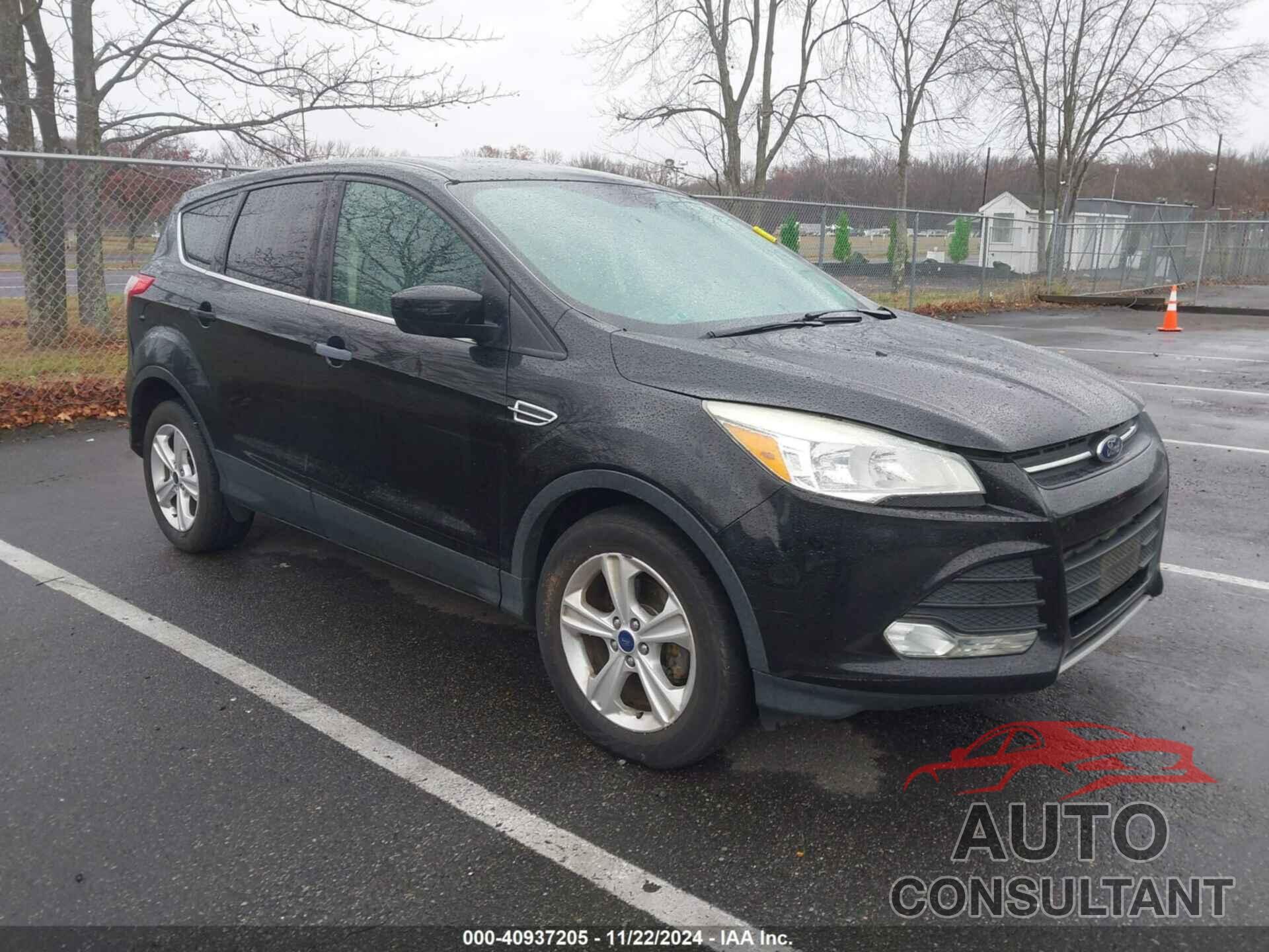 FORD ESCAPE 2016 - 1FMCU0G71GUB10588