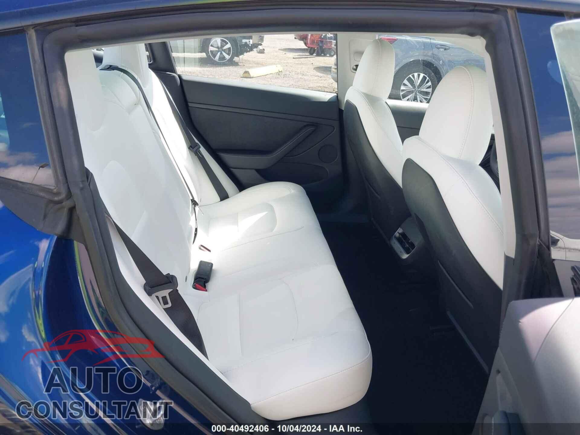 TESLA MODEL 3 2023 - 5YJ3E1EA4PF590835
