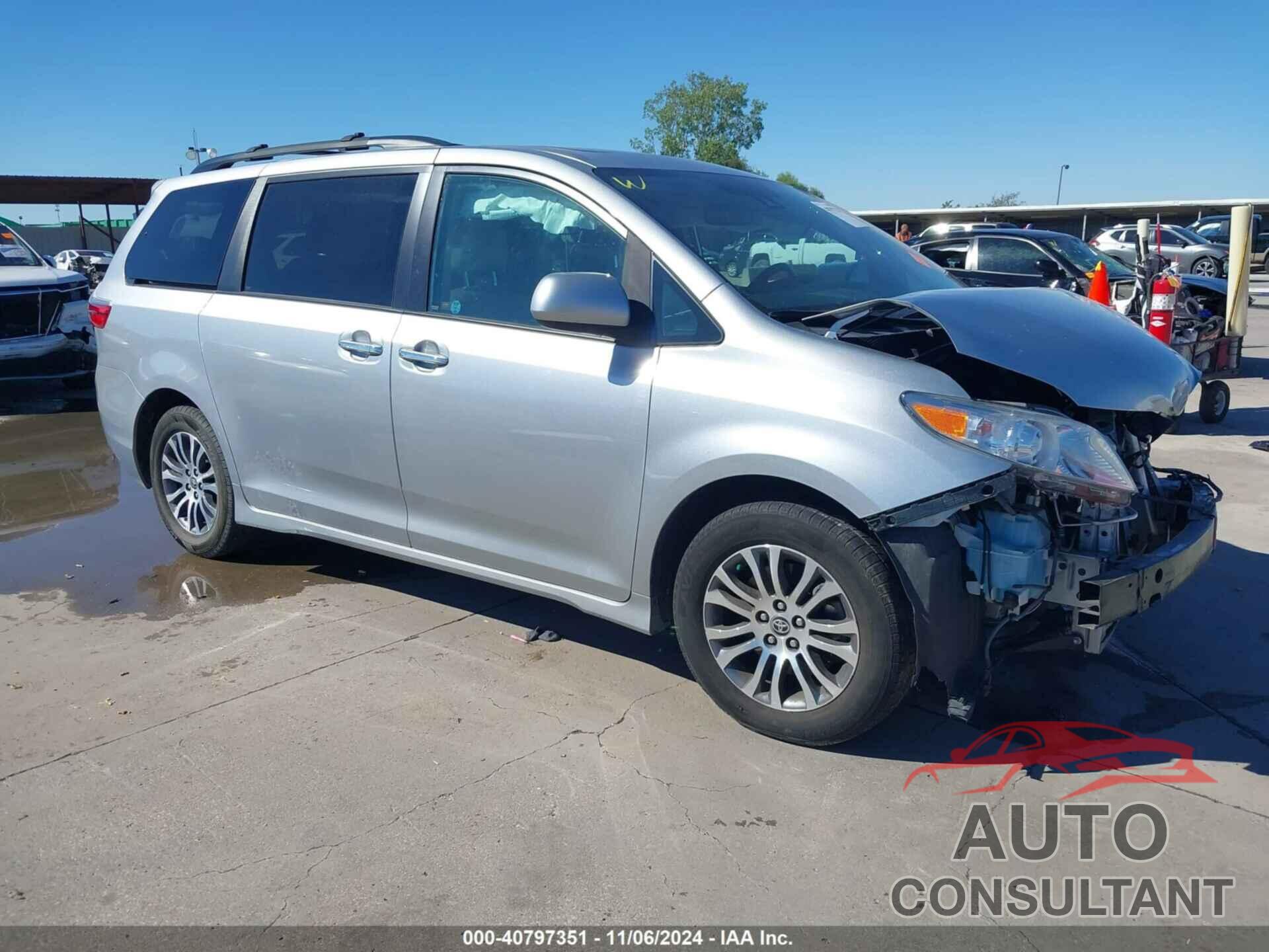 TOYOTA SIENNA 2020 - 5TDYZ3DCXLS075269