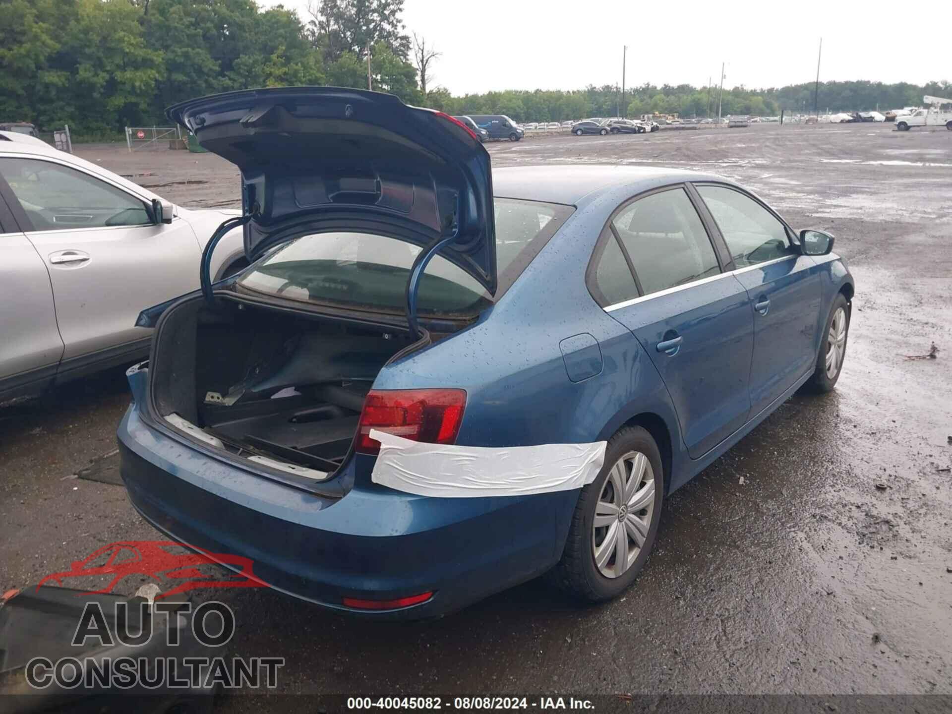 VOLKSWAGEN JETTA 2017 - 3VW2B7AJ0HM373029