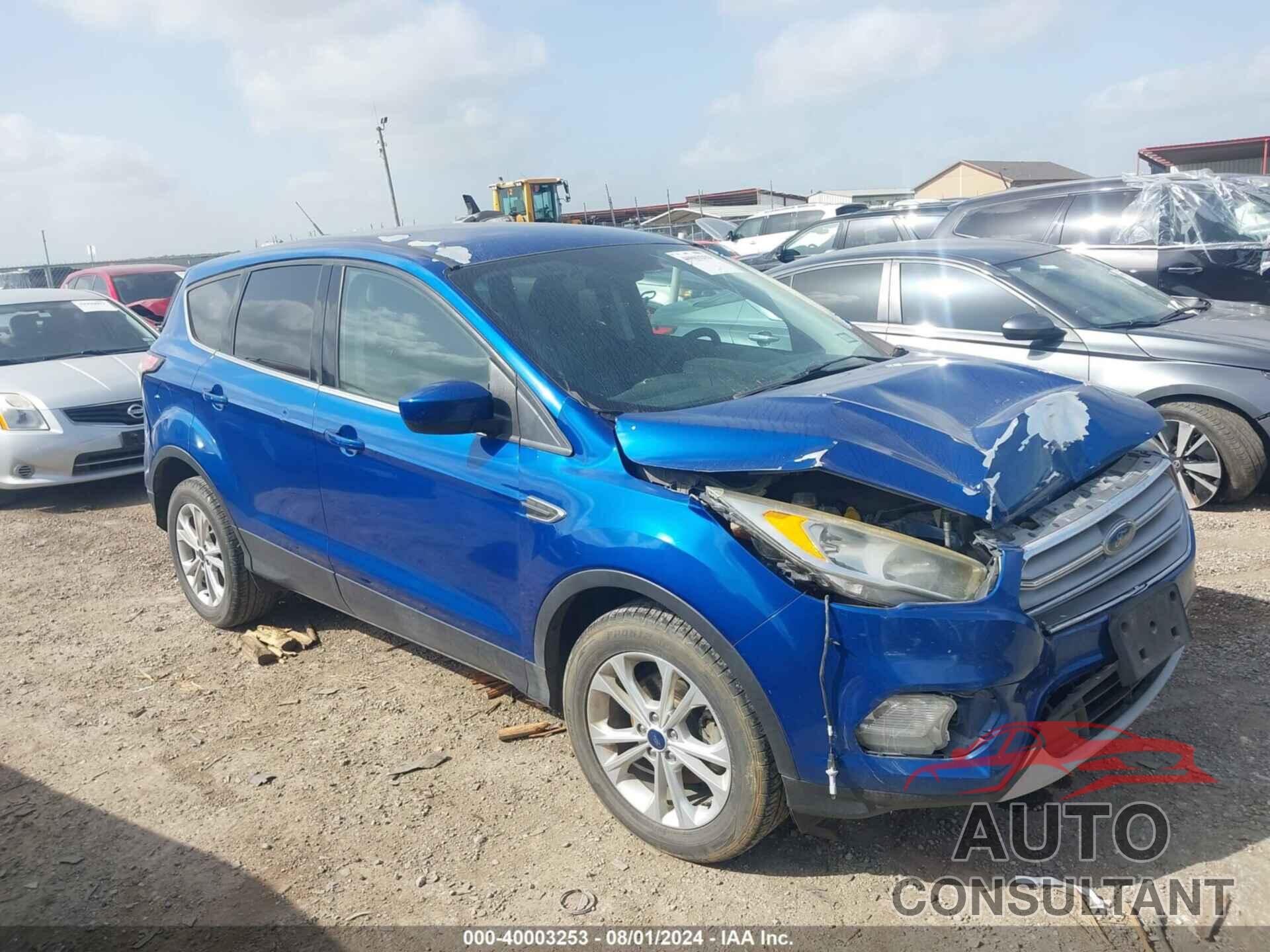 FORD ESCAPE 2017 - 1FMCU0GDXHUE39099