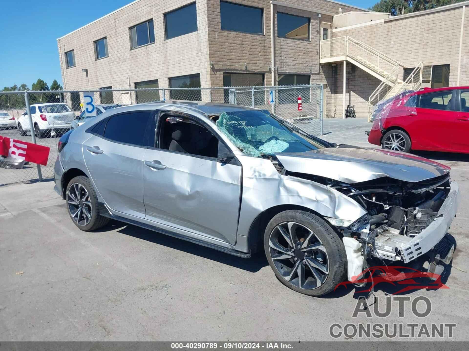 HONDA CIVIC 2018 - SHHFK7H43JU422267