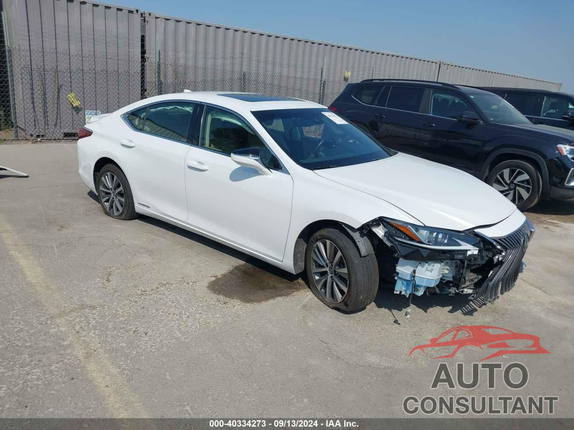 LEXUS ES 300H 2019 - JTHB21B14K2012561