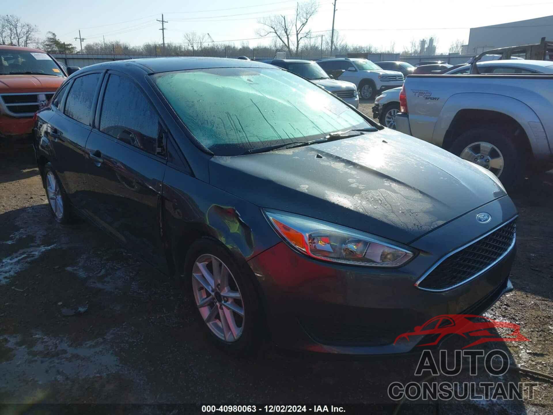 FORD FOCUS 2016 - 1FADP3F22GL319017