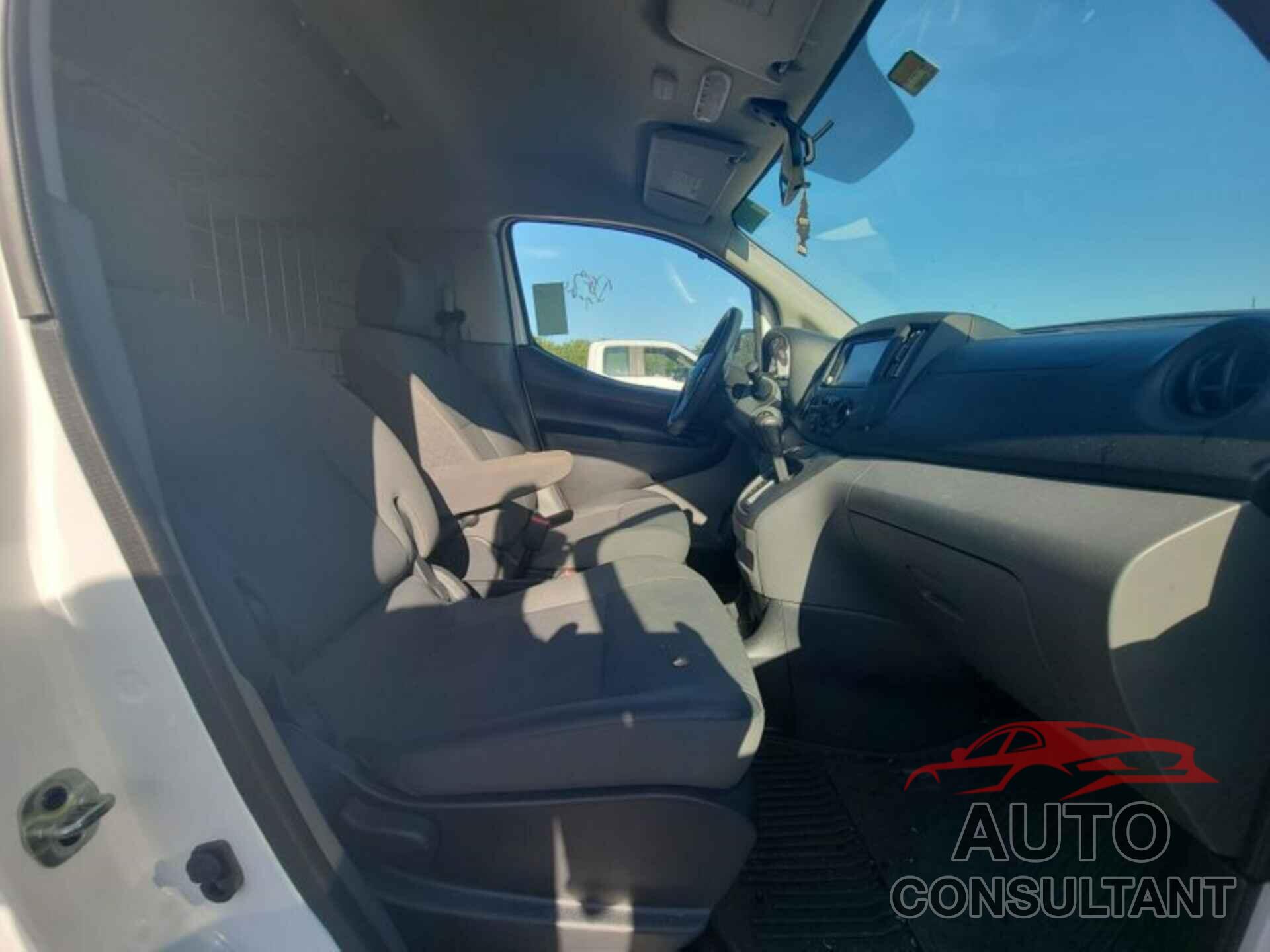 NISSAN NV200 2021 - 3N6CM0KN4MK706085