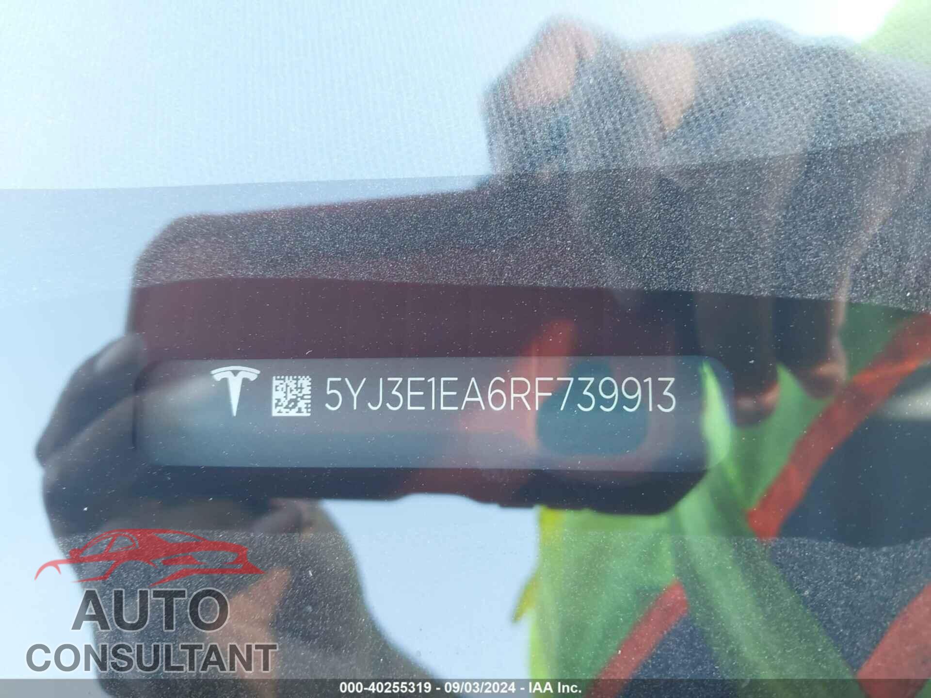 TESLA MODEL 3 2024 - 5YJ3E1EA6RF739913