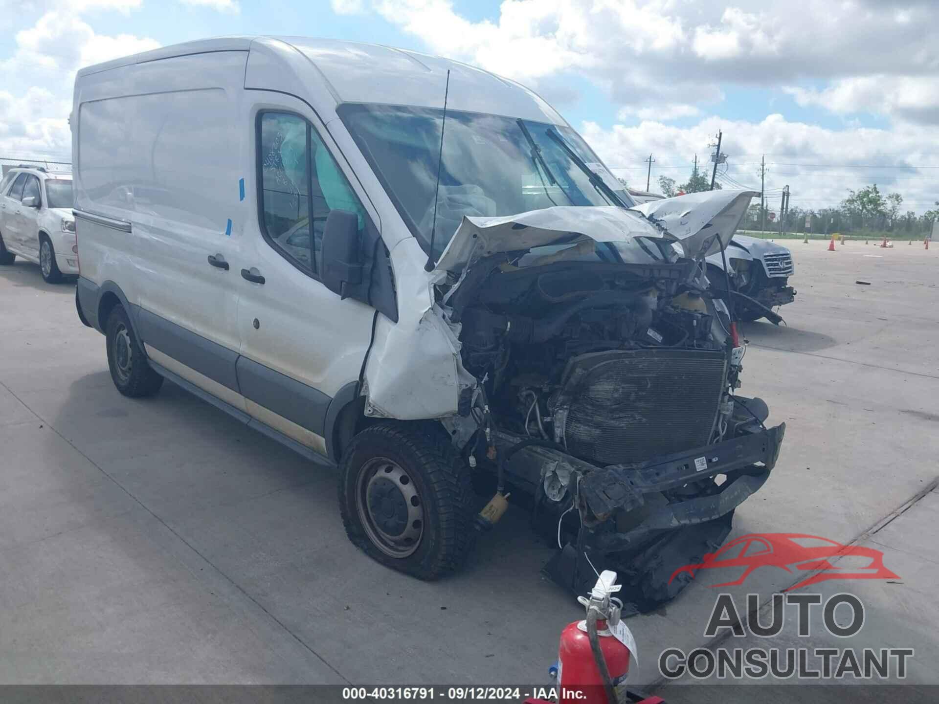 FORD TRANSIT-150 2017 - 1FTYE1CM4HKA71579