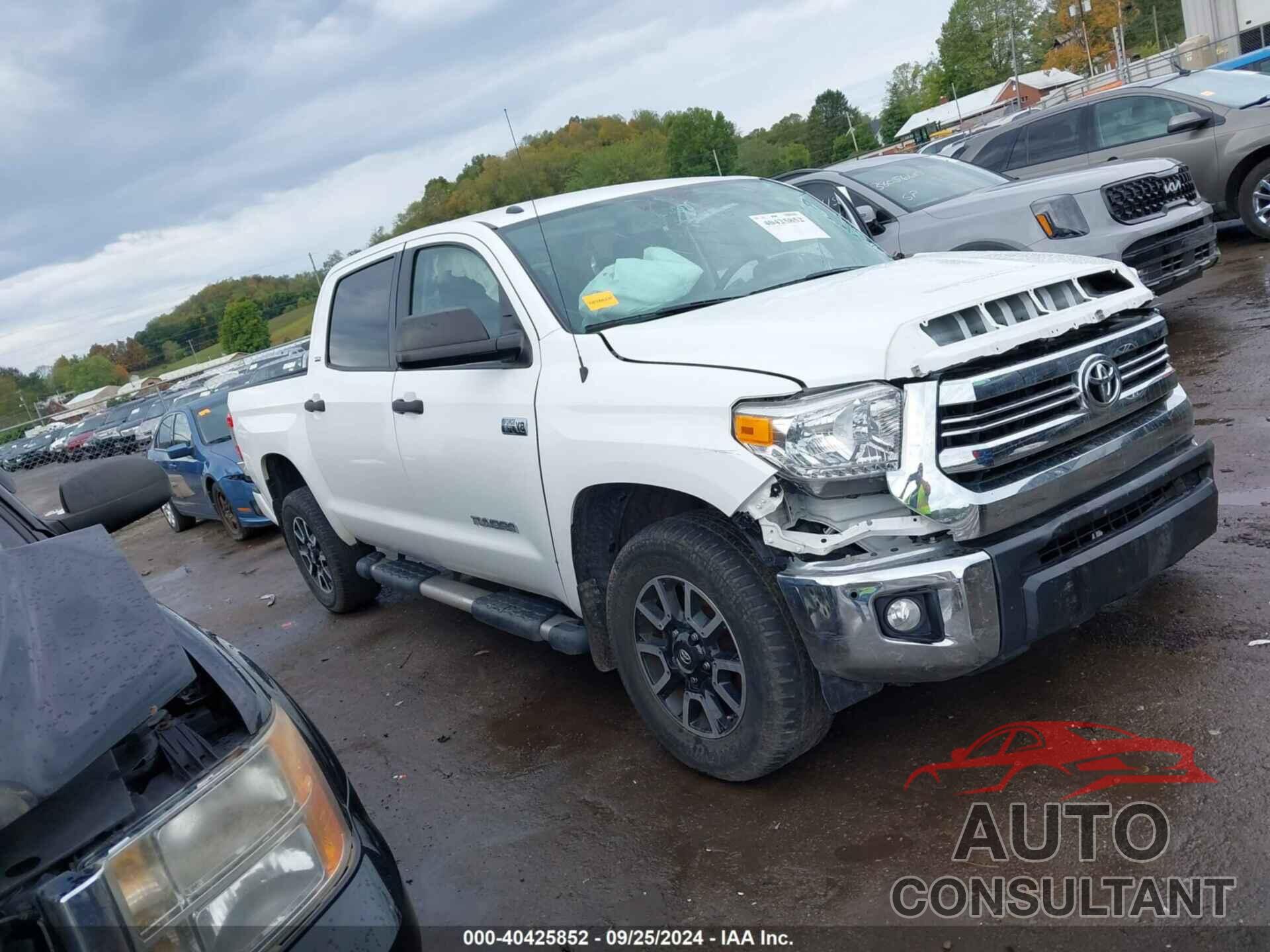 TOYOTA TUNDRA 2017 - 5TFDY5F15HX584681