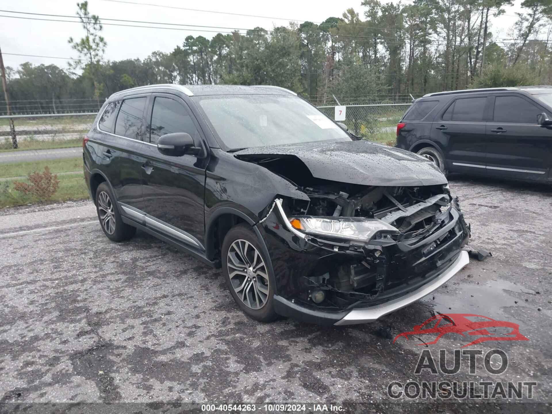 MITSUBISHI OUTLANDER 2017 - JA4AD3A37HZ001554