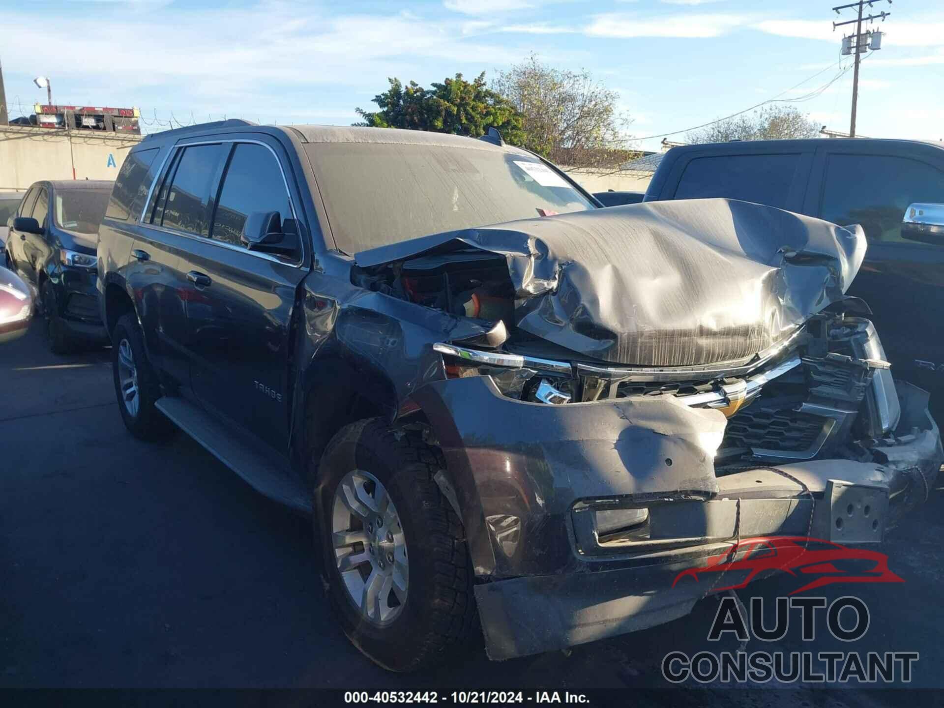 CHEVROLET TAHOE 2018 - 1GNSCBKCXJR201461