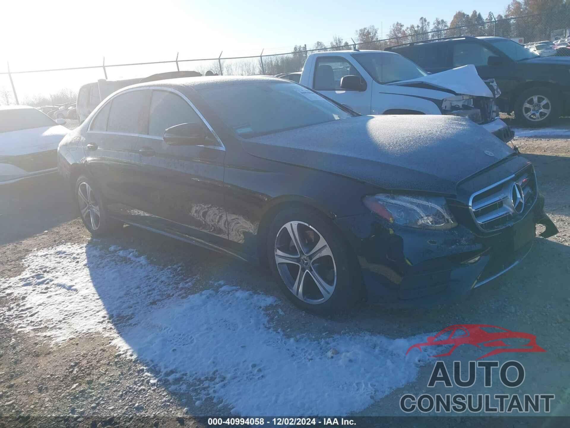 MERCEDES-BENZ E 300 2019 - WDDZF4JB2KA526498