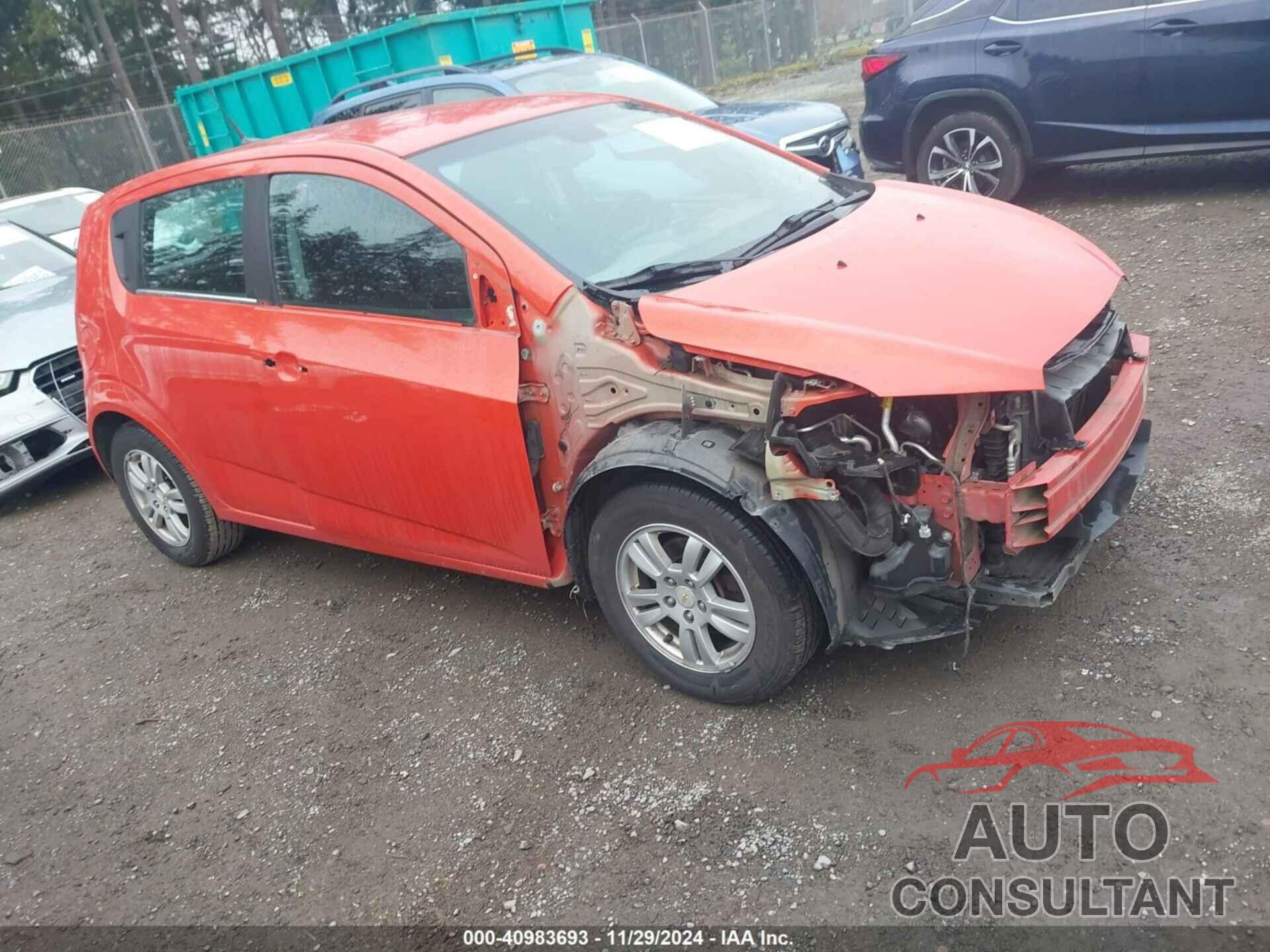 CHEVROLET SONIC 2012 - 1G1JC6SH4C4116101