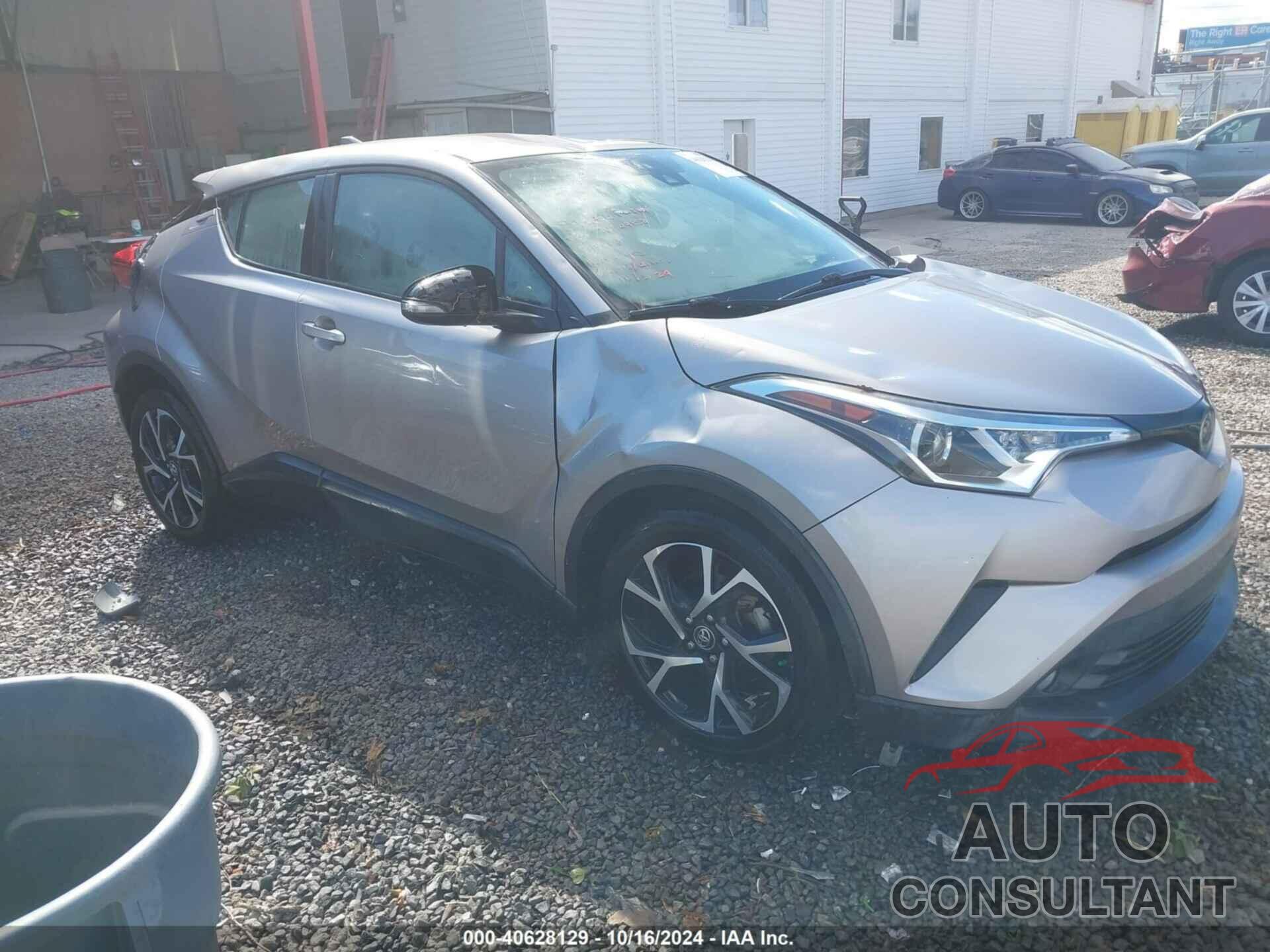 TOYOTA C-HR 2018 - NMTKHMBX3JR054666