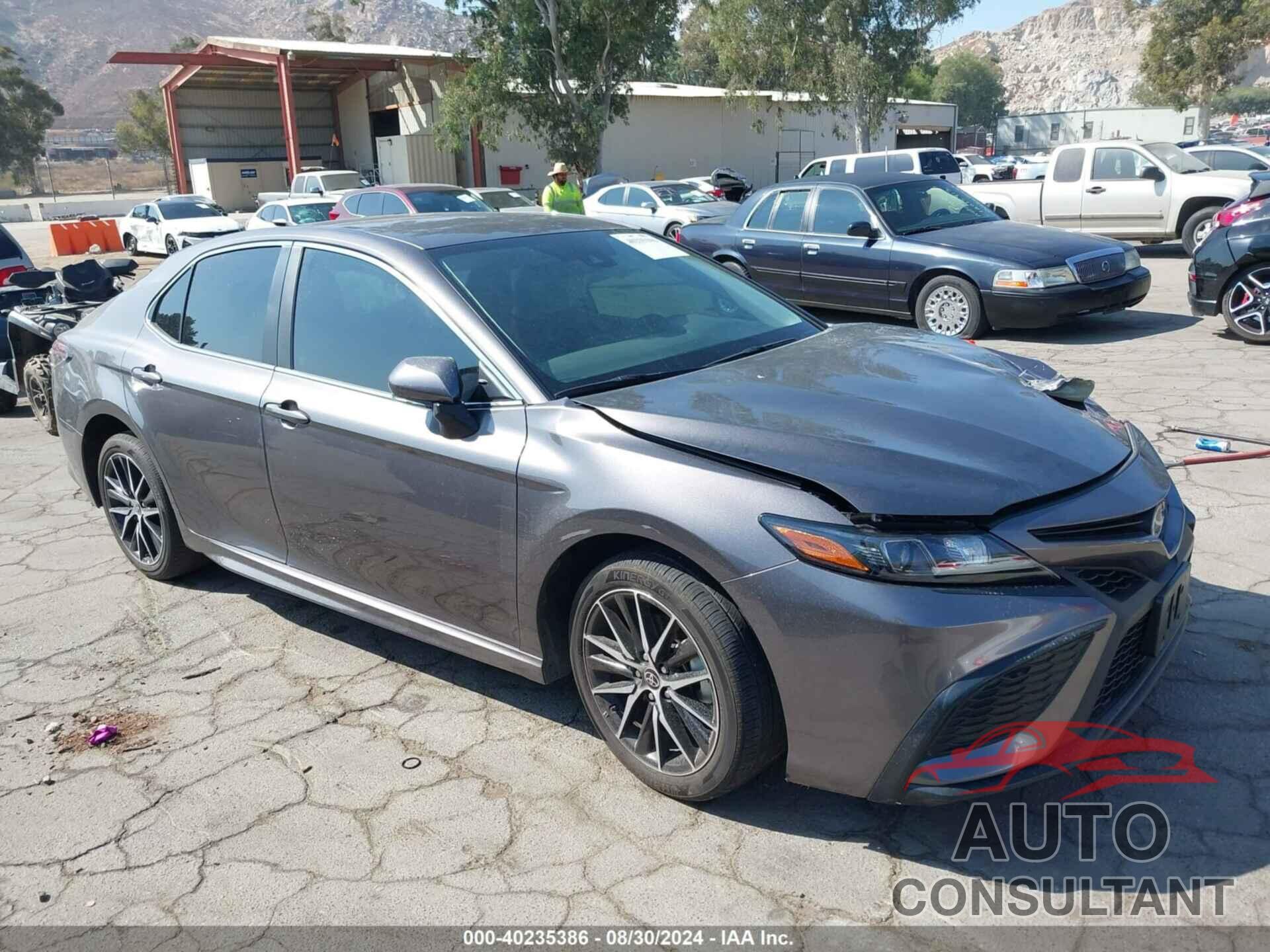 TOYOTA CAMRY 2024 - 4T1G11AK7RU865163