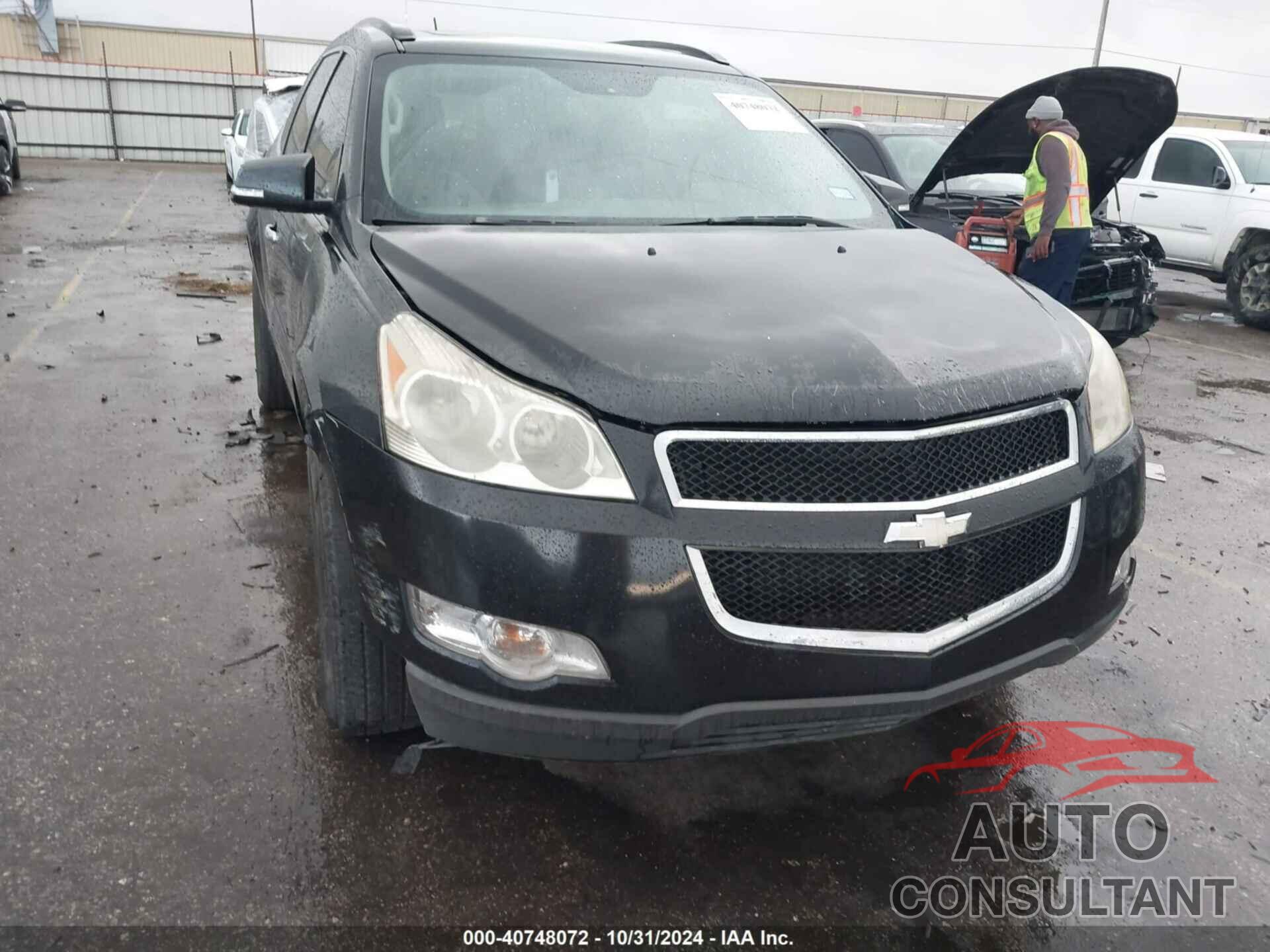 CHEVROLET TRAVERSE 2011 - 1GNKRGED4BJ225366