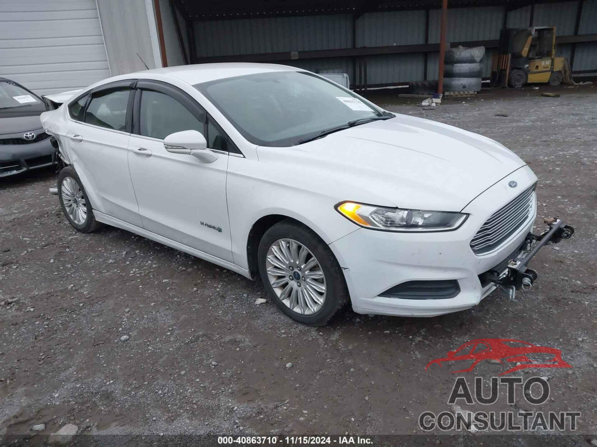 FORD FUSION HYBRID 2013 - 3FA6P0LU2DR292931