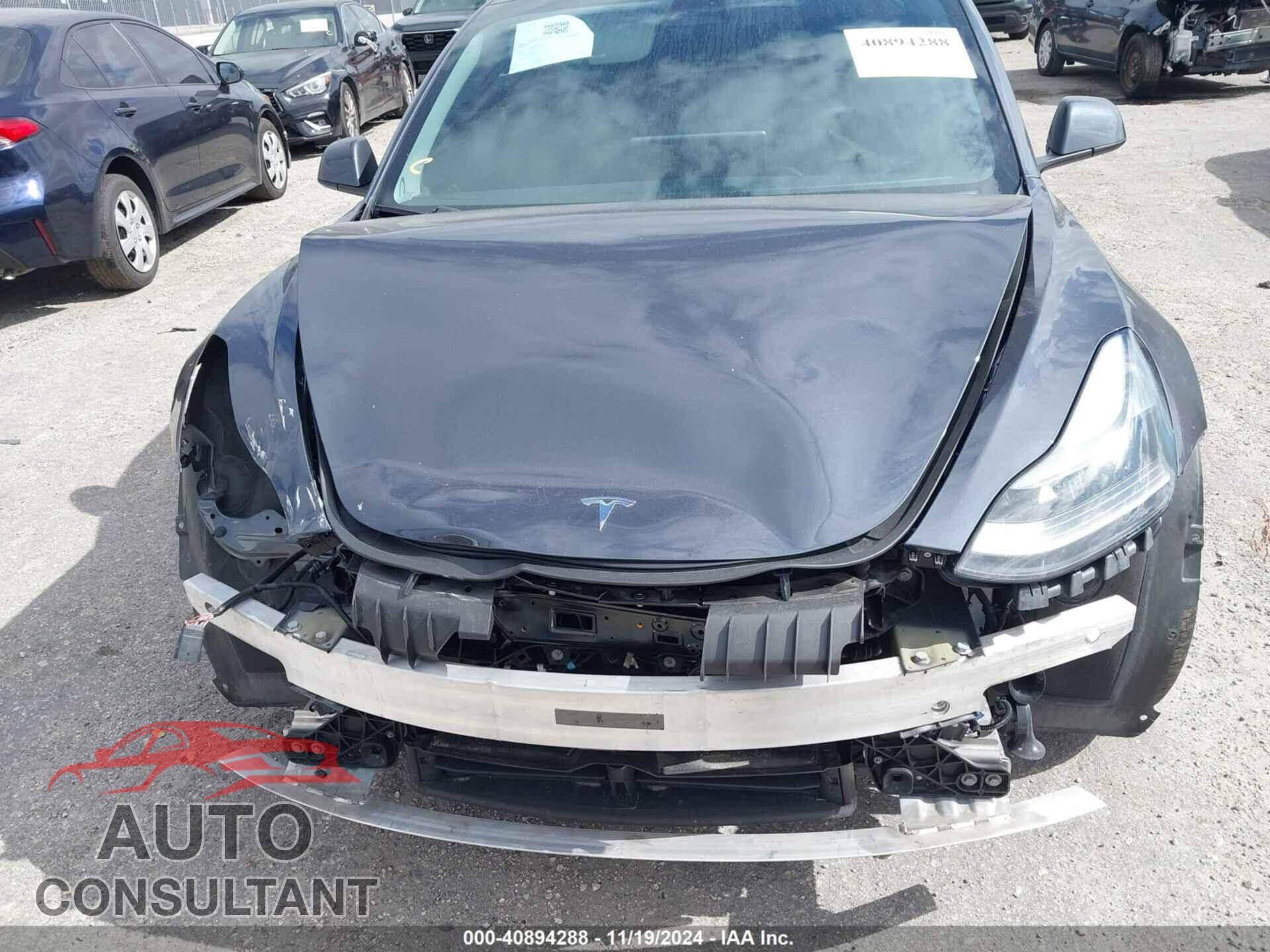 TESLA MODEL 3 2022 - 5YJ3E1EB6NF264489