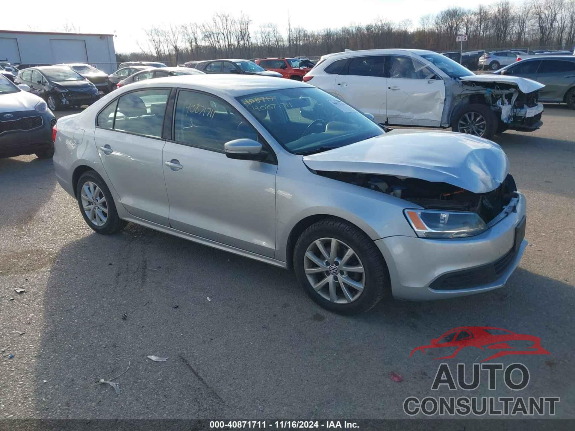 VOLKSWAGEN JETTA 2011 - 3VWDZ7AJ9BM103745