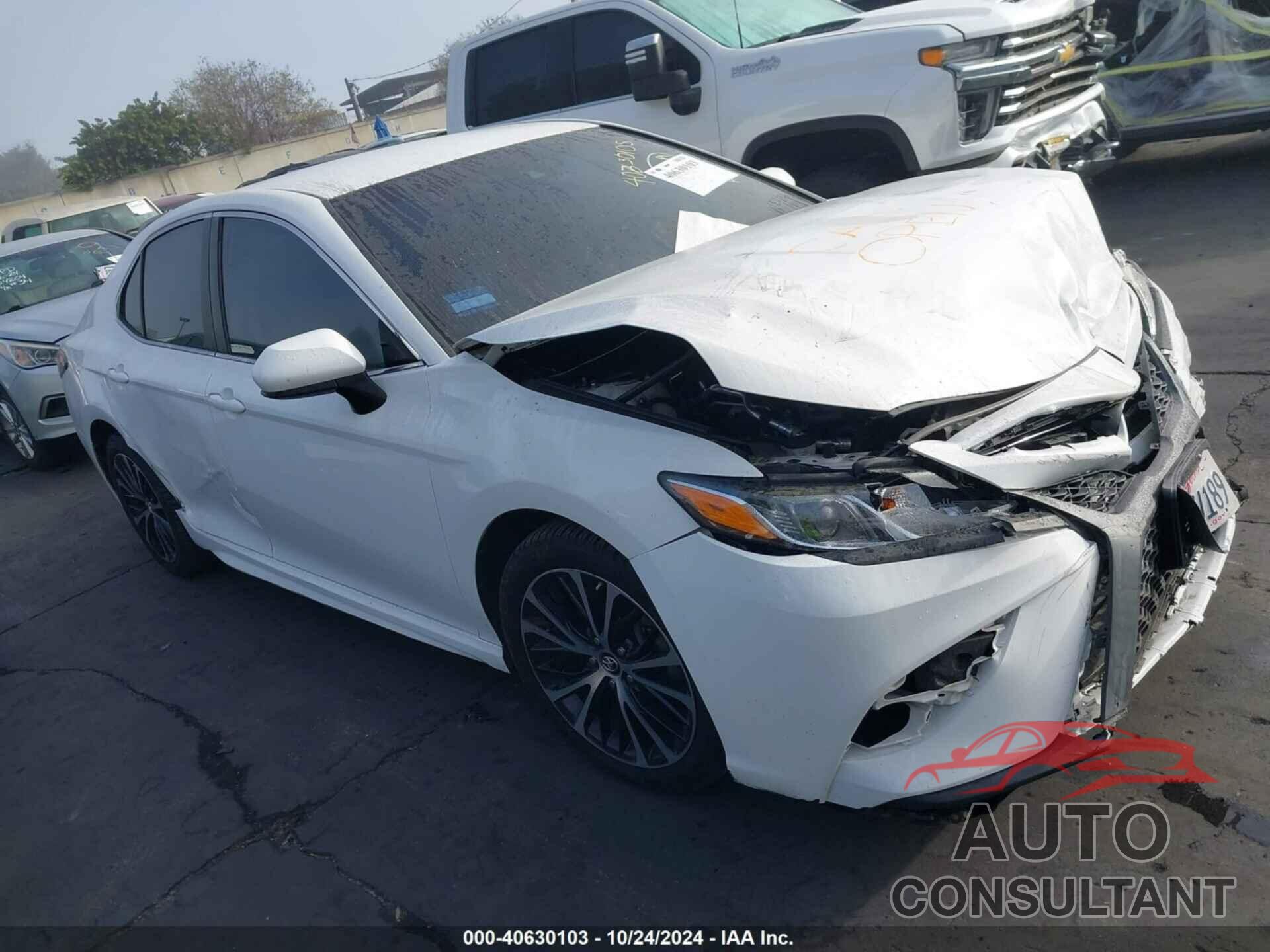 TOYOTA CAMRY 2018 - 4T1B11HK9JU600376