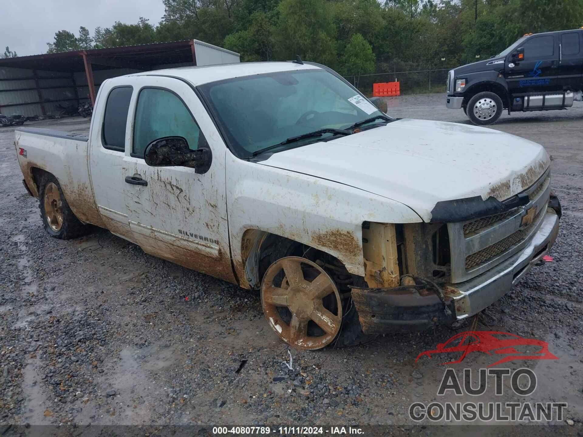 CHEVROLET SILVERADO 1500 2013 - 1GCRKSE78DZ247092