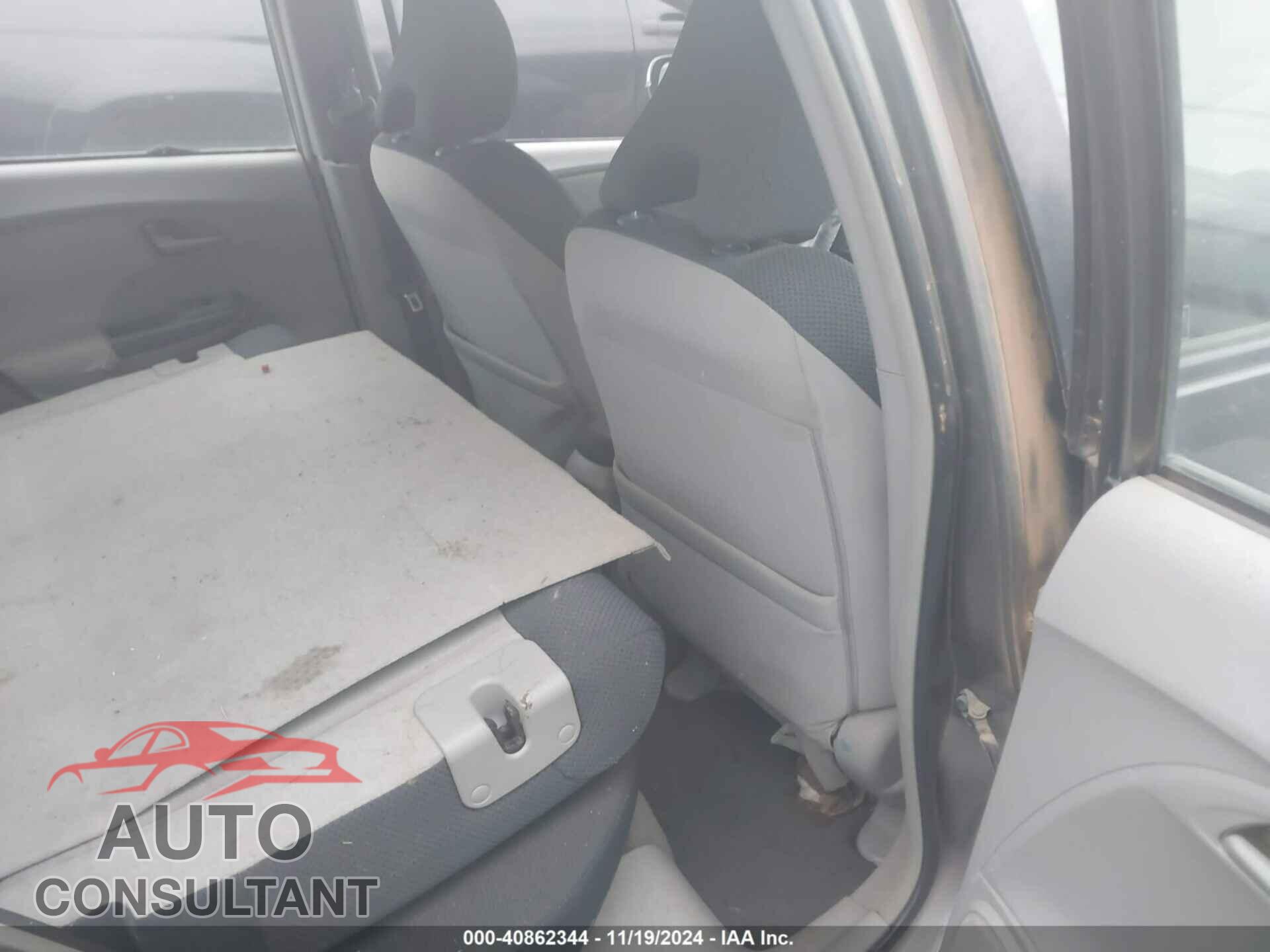 HONDA INSIGHT 2010 - JHMZE2H76AS018321