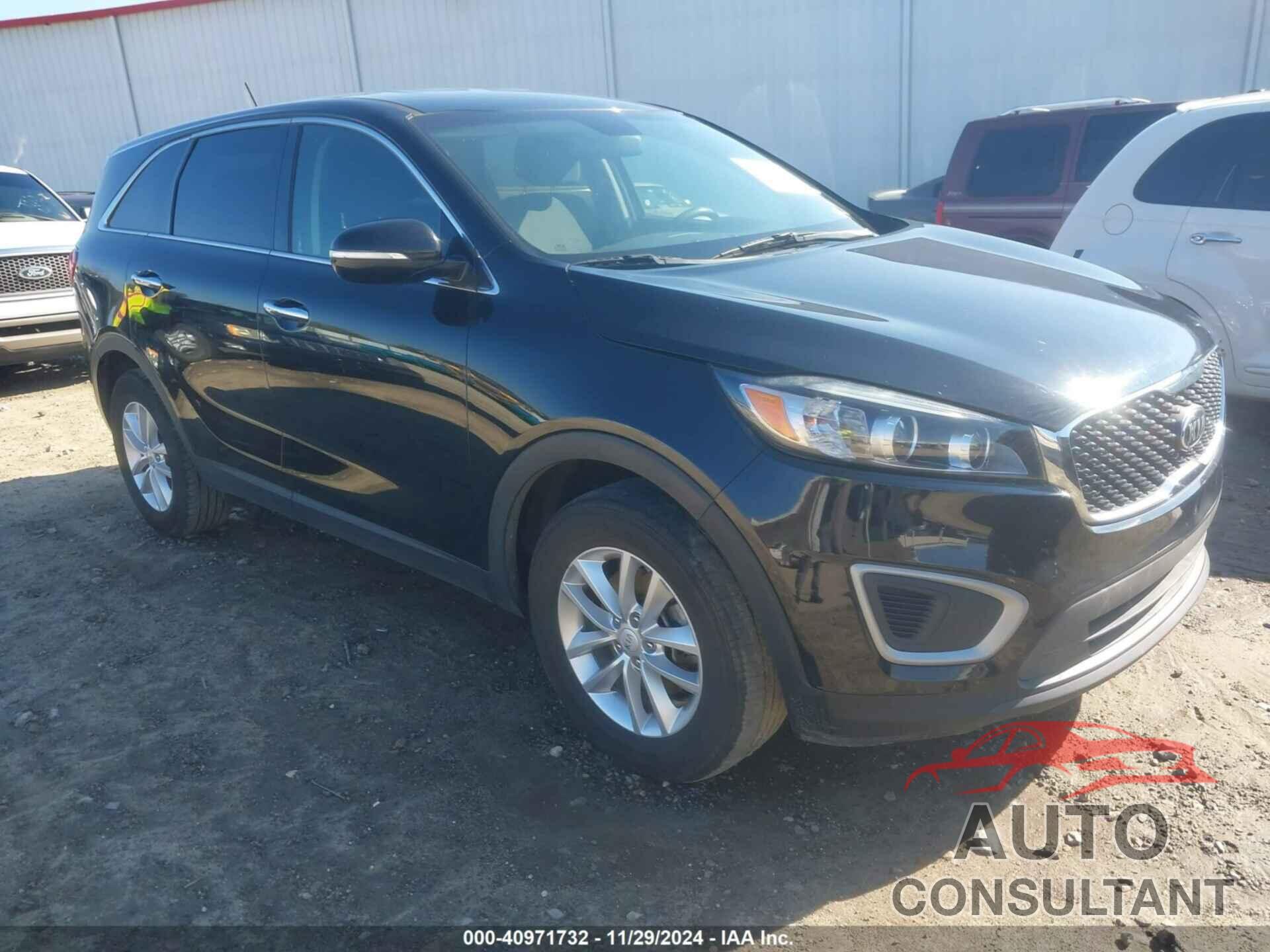 KIA SORENTO 2017 - 5XYPG4A35HG288291