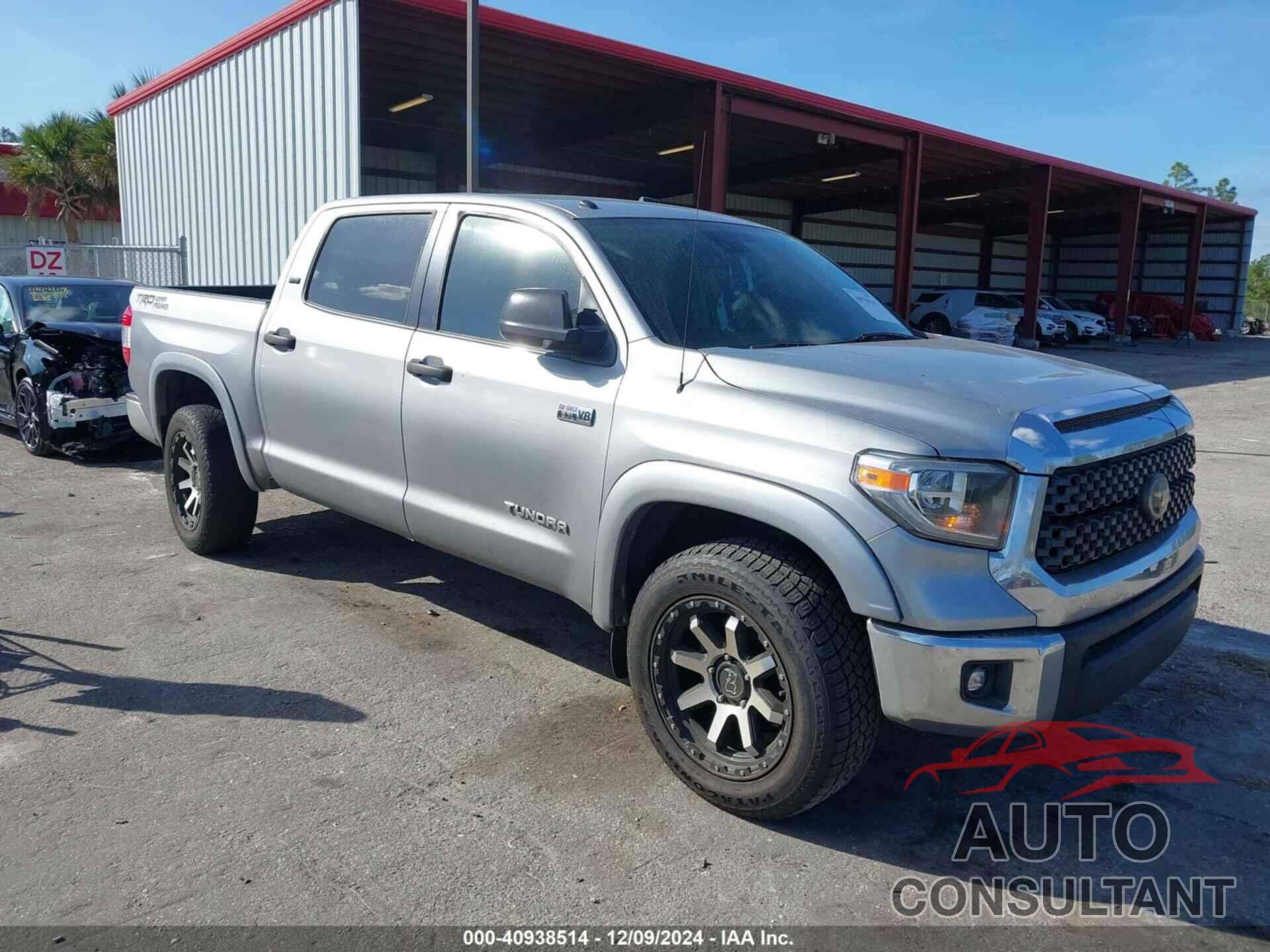 TOYOTA TUNDRA 2018 - 5TFEY5F18JX230289