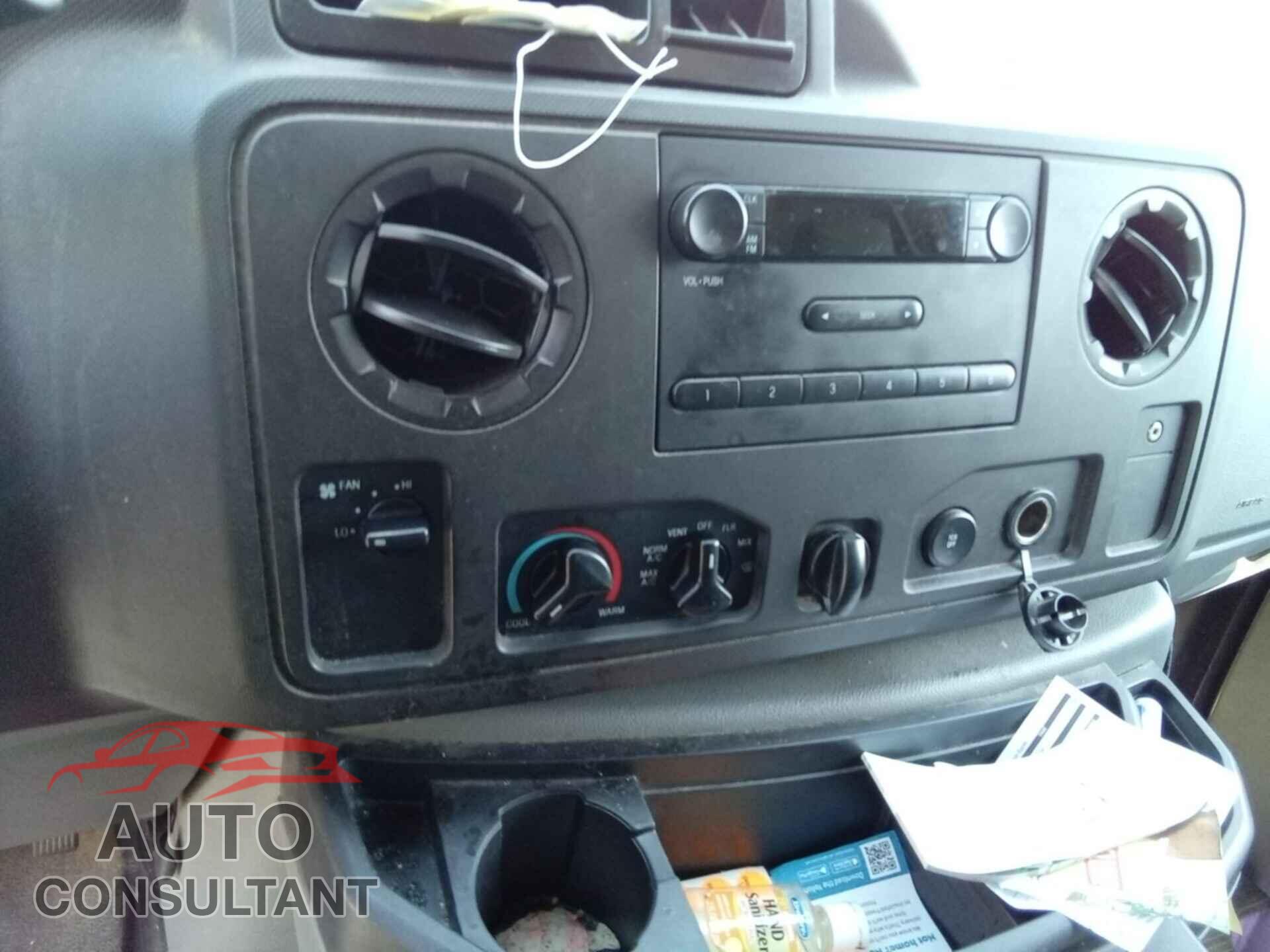 FORD ECONOLINE 2017 - 1FDXE4FS3HDC72199