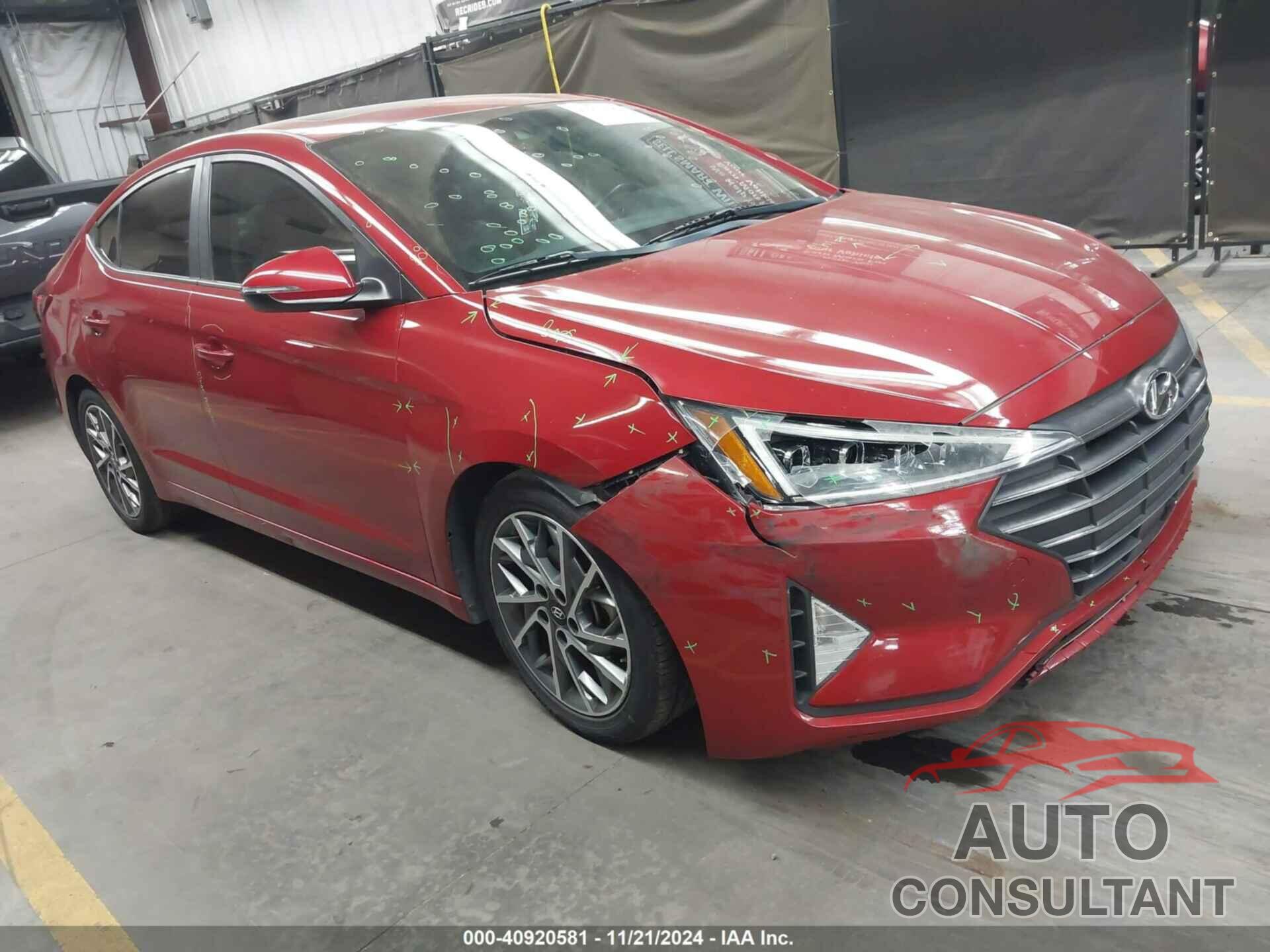 HYUNDAI ELANTRA 2019 - KMHD84LF4KU885649