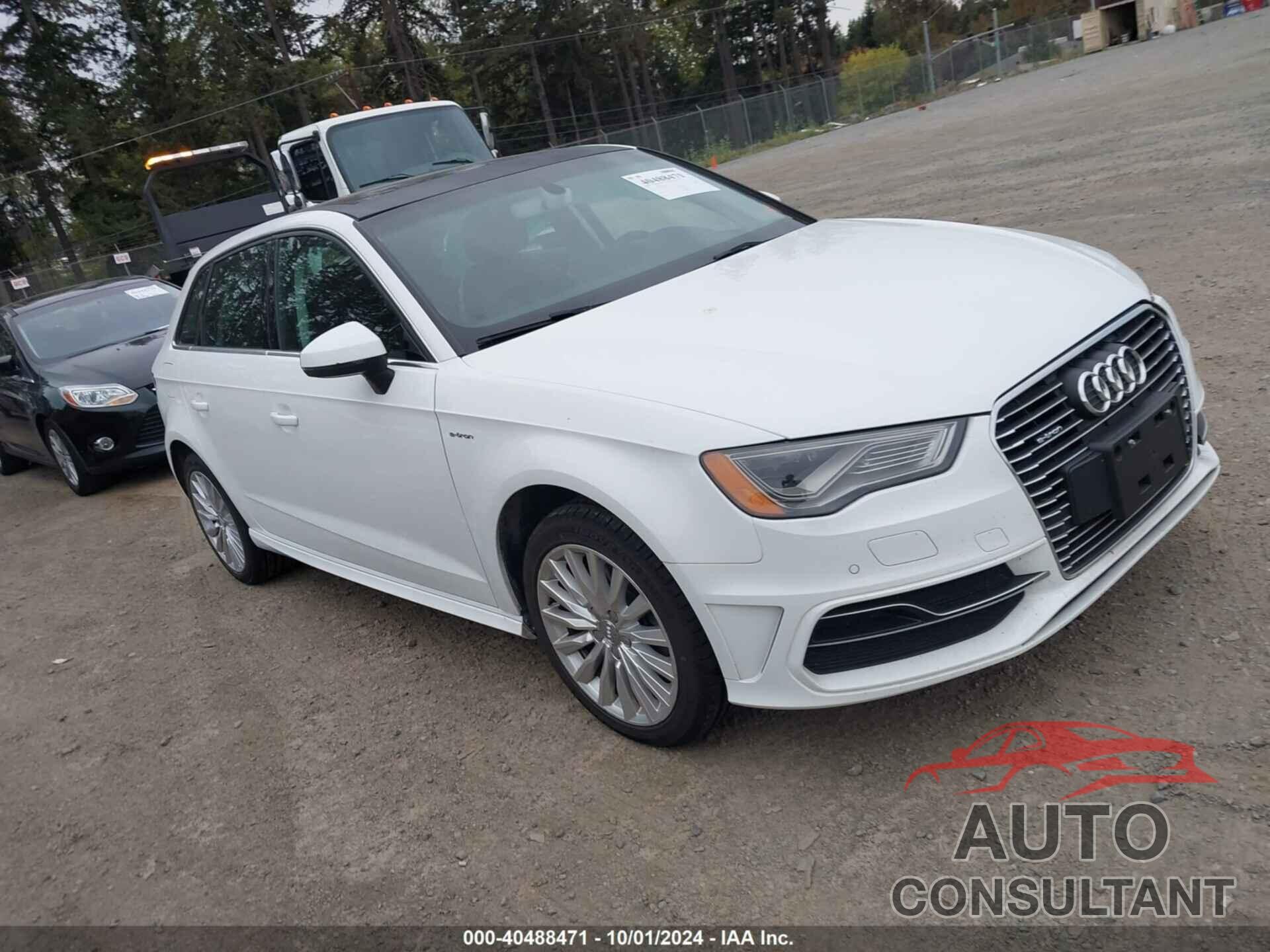 AUDI A3 E-TRON 2016 - WAUTPBFF0GA136064