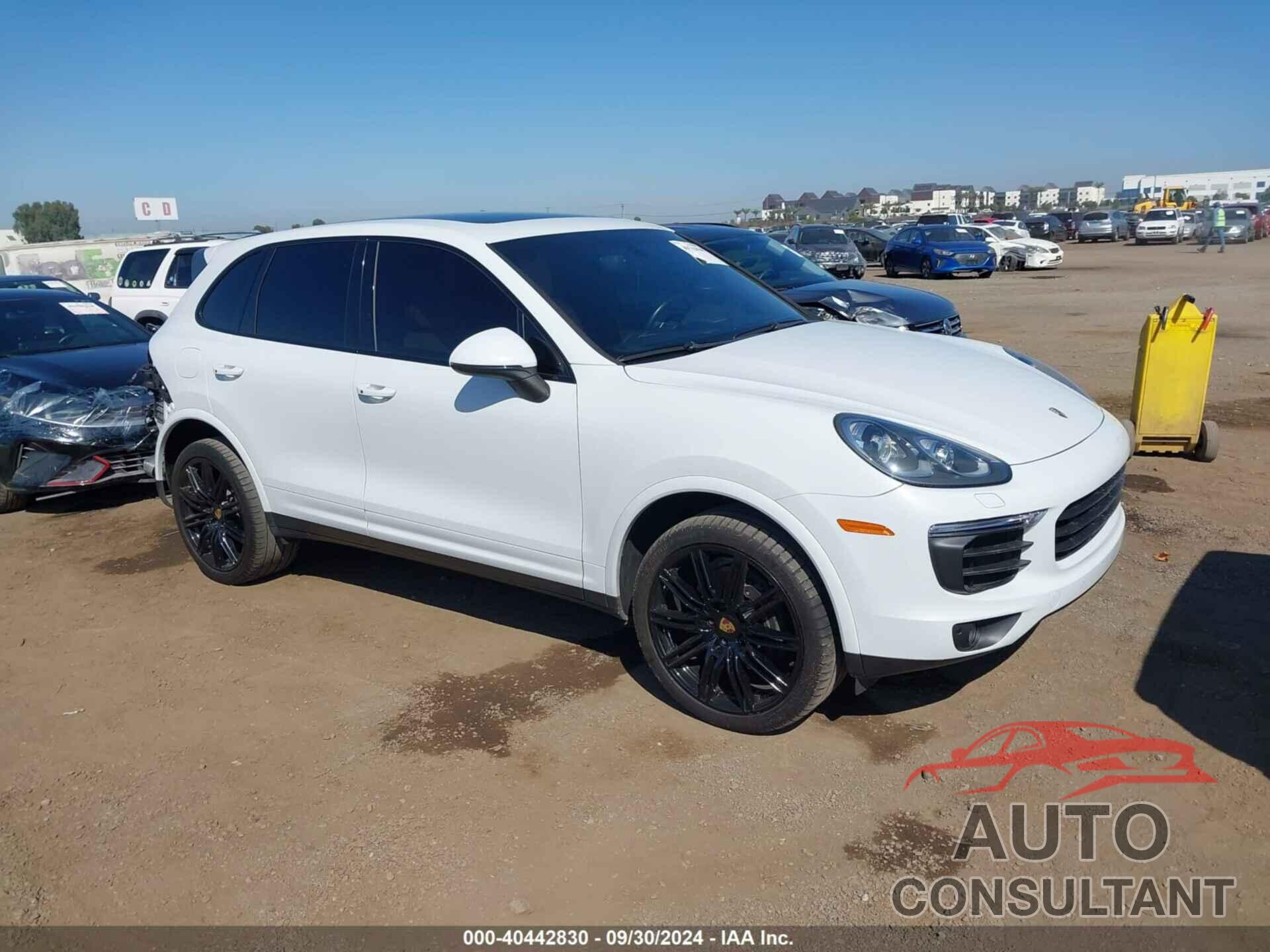 PORSCHE CAYENNE 2018 - WP1AA2A21JKA03099