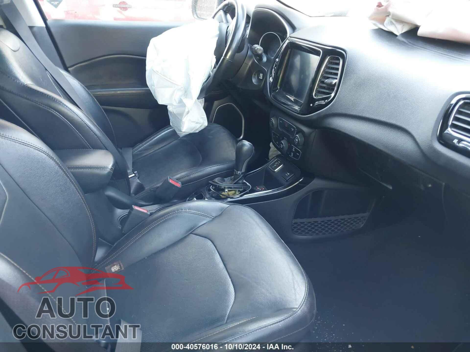 JEEP COMPASS 2020 - 3C4NJCCB2LT187542