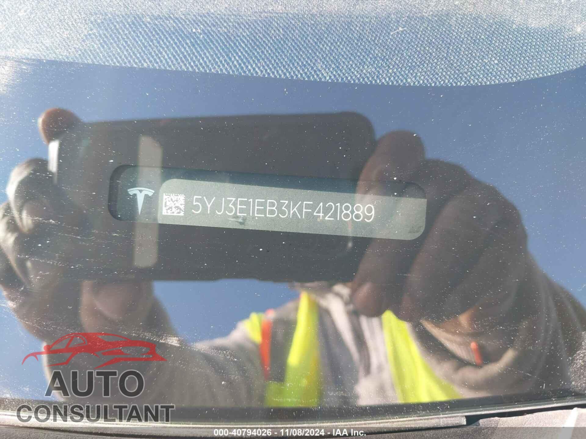 TESLA MODEL 3 2019 - 5YJ3E1EB3KF421889