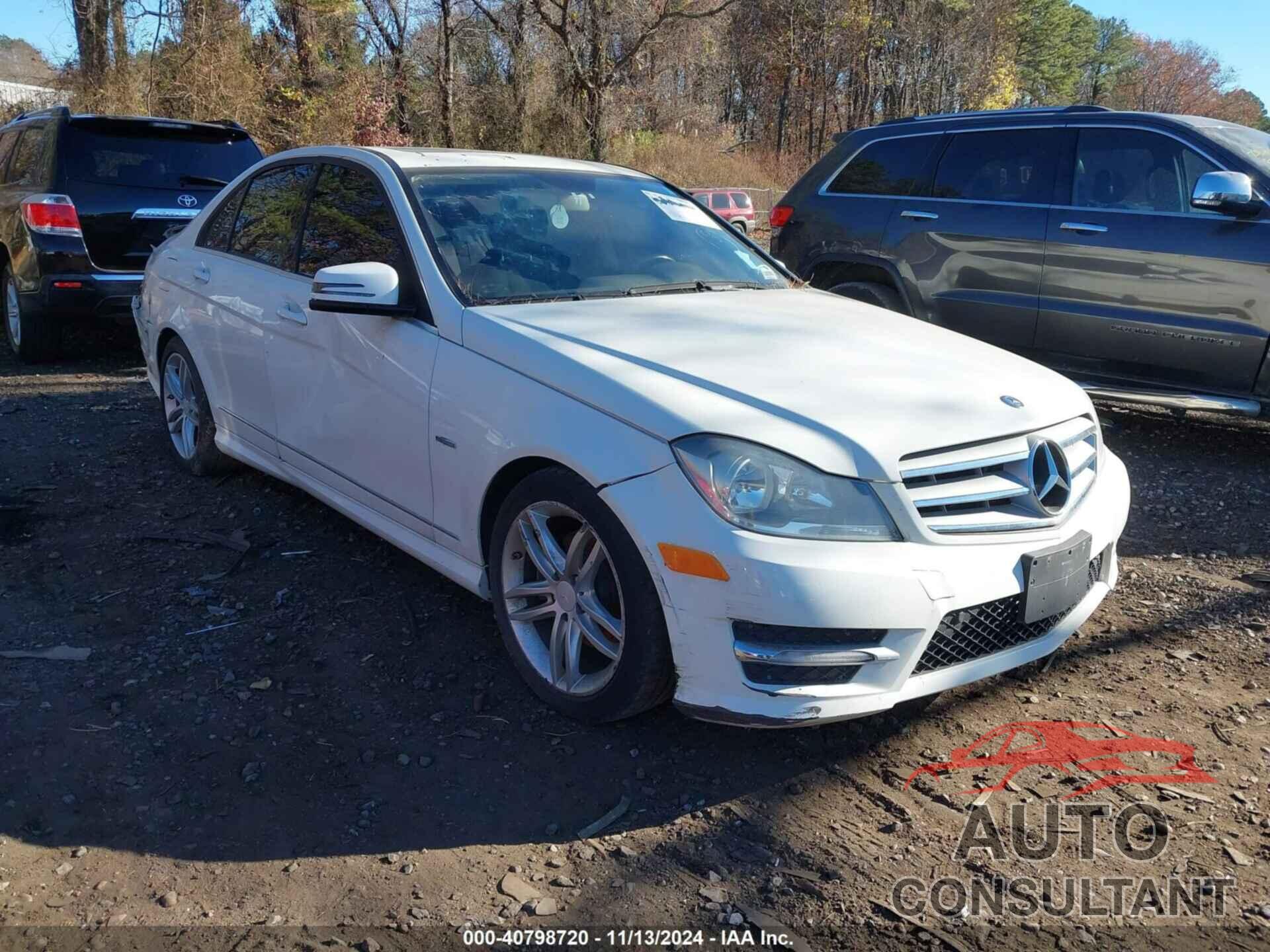 MERCEDES-BENZ C 250 2012 - WDDGF4HB7CA674502