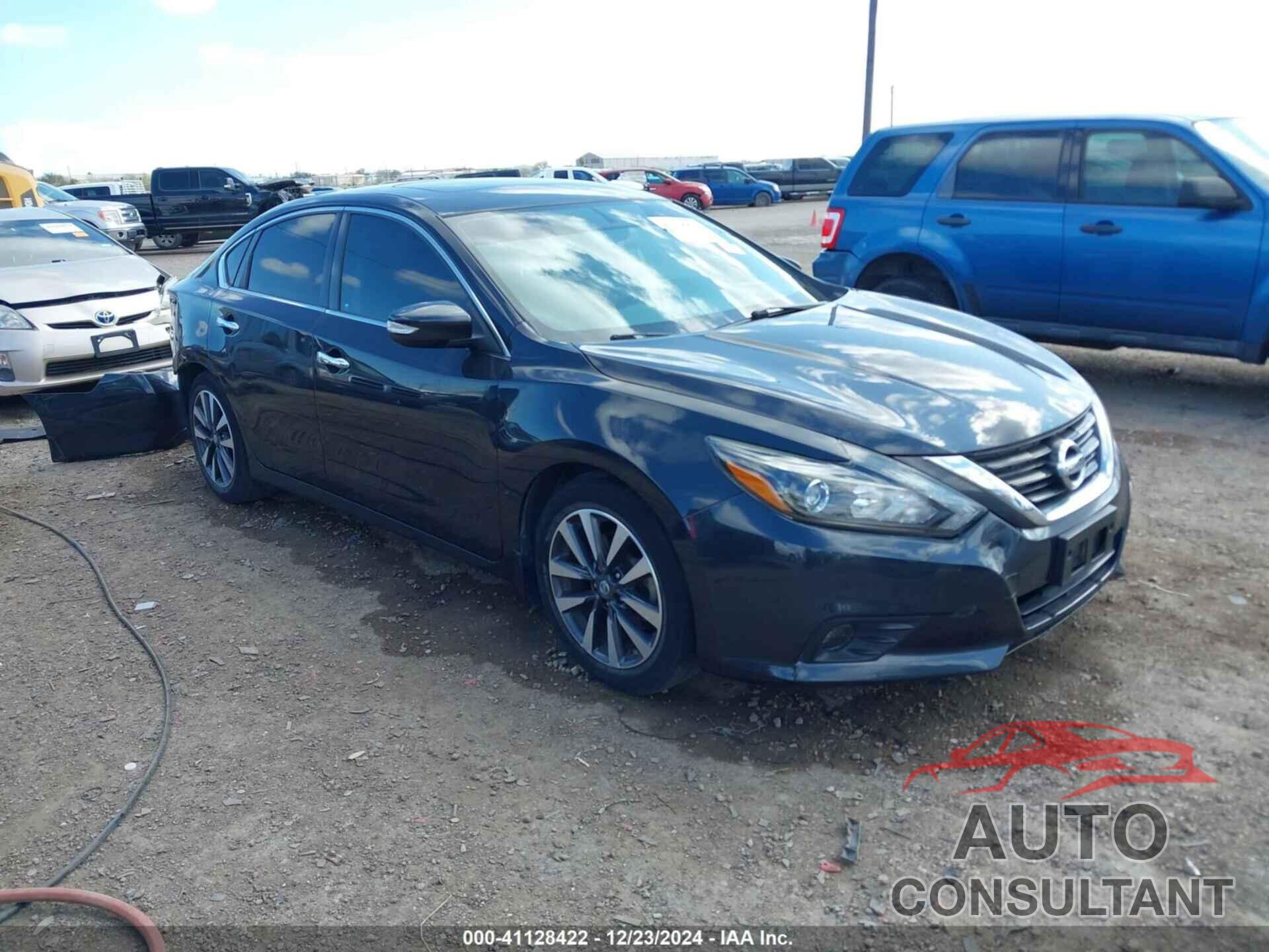 NISSAN ALTIMA 2017 - 1N4AL3AP7HC188394